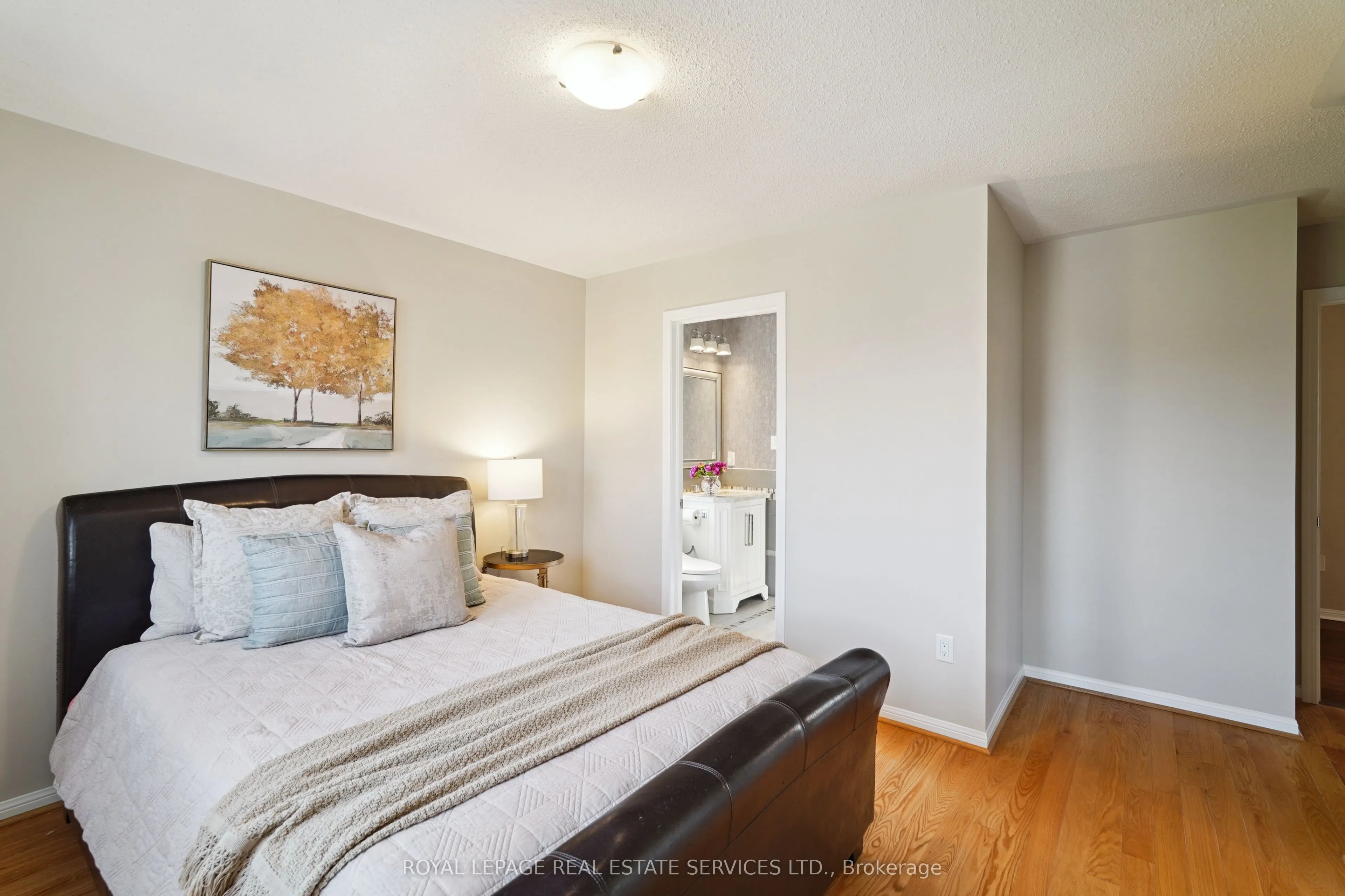 641 Symons Cross