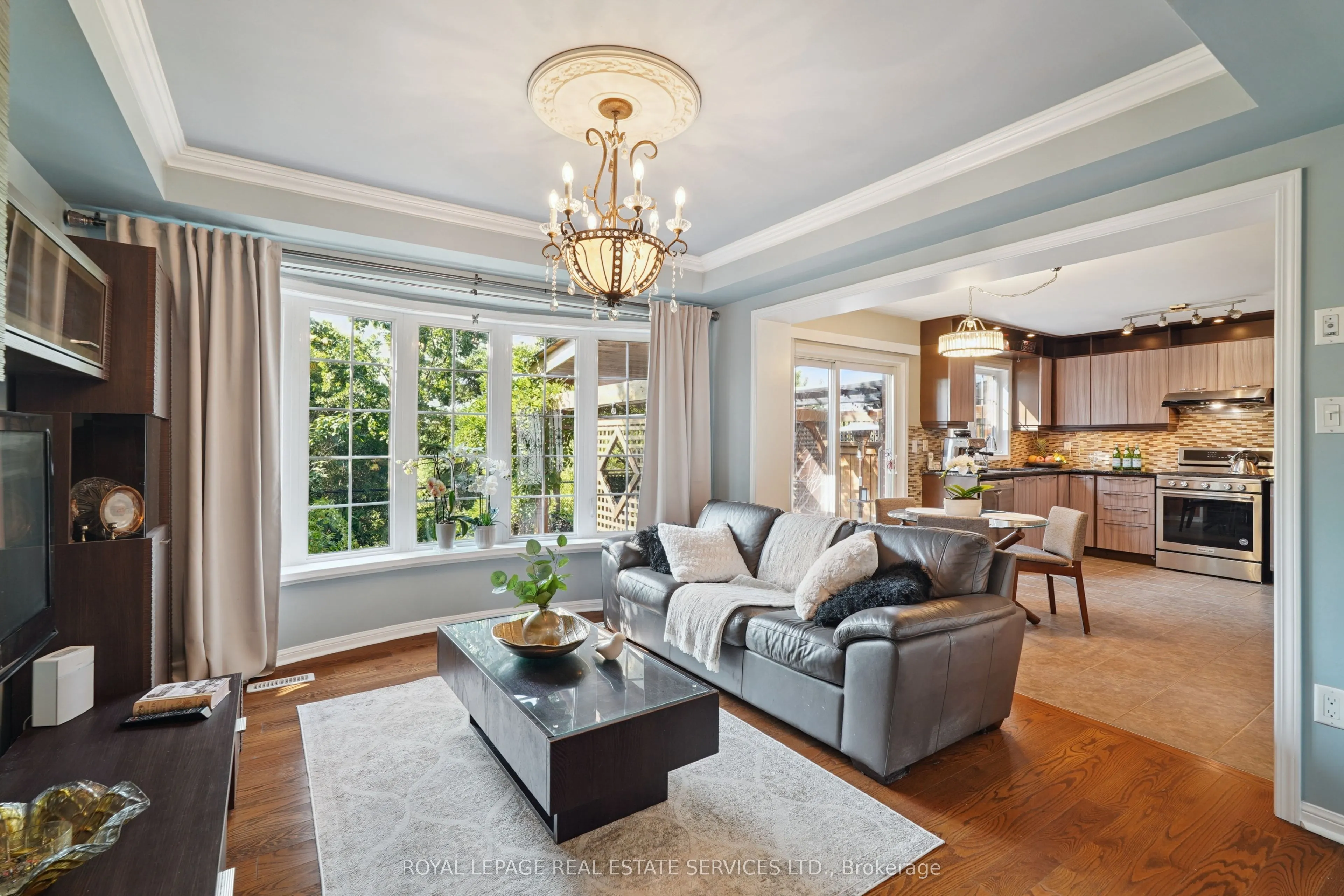 641 Symons Cross