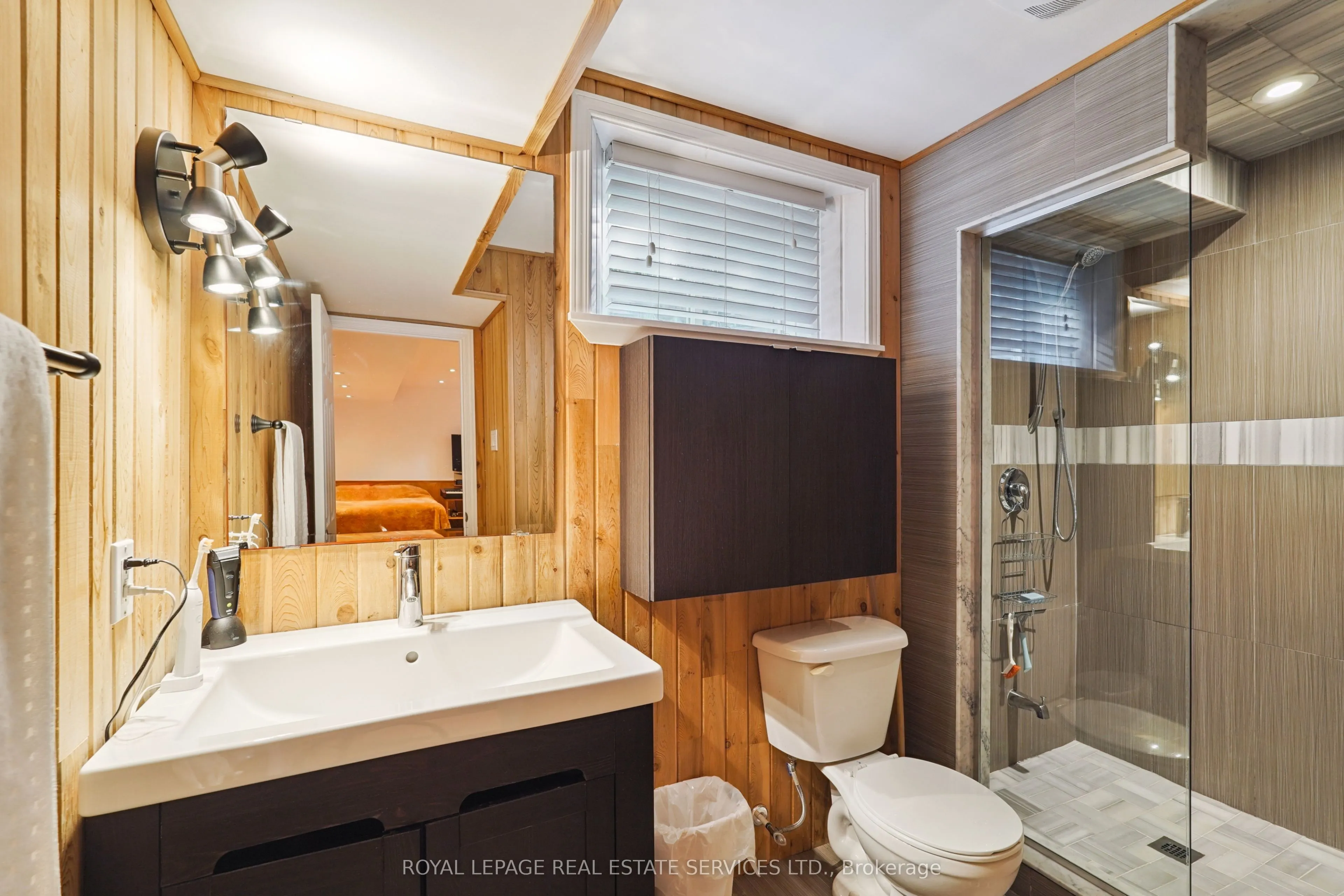 641 Symons Cross