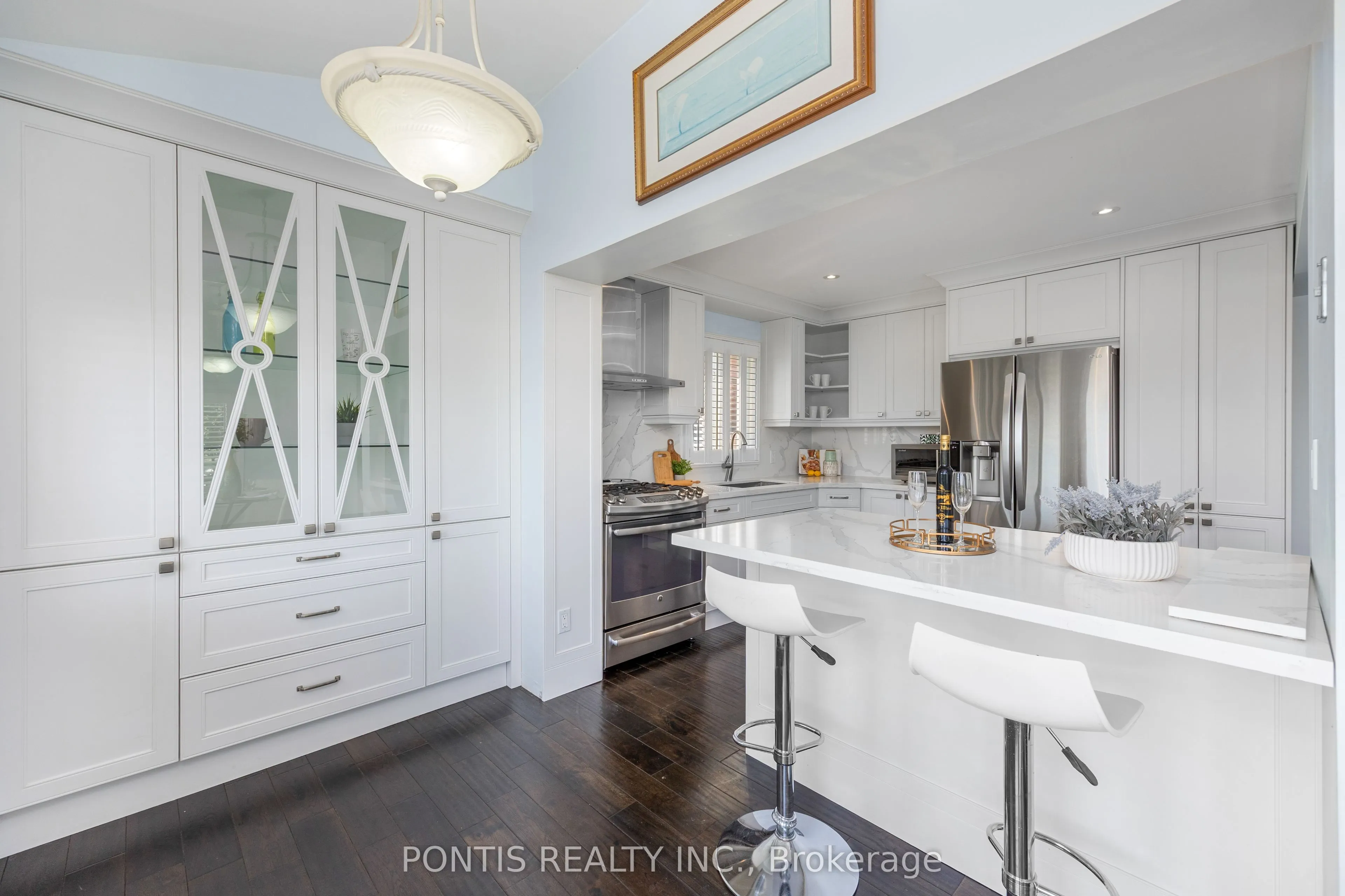 438 ABERFOYLE Court