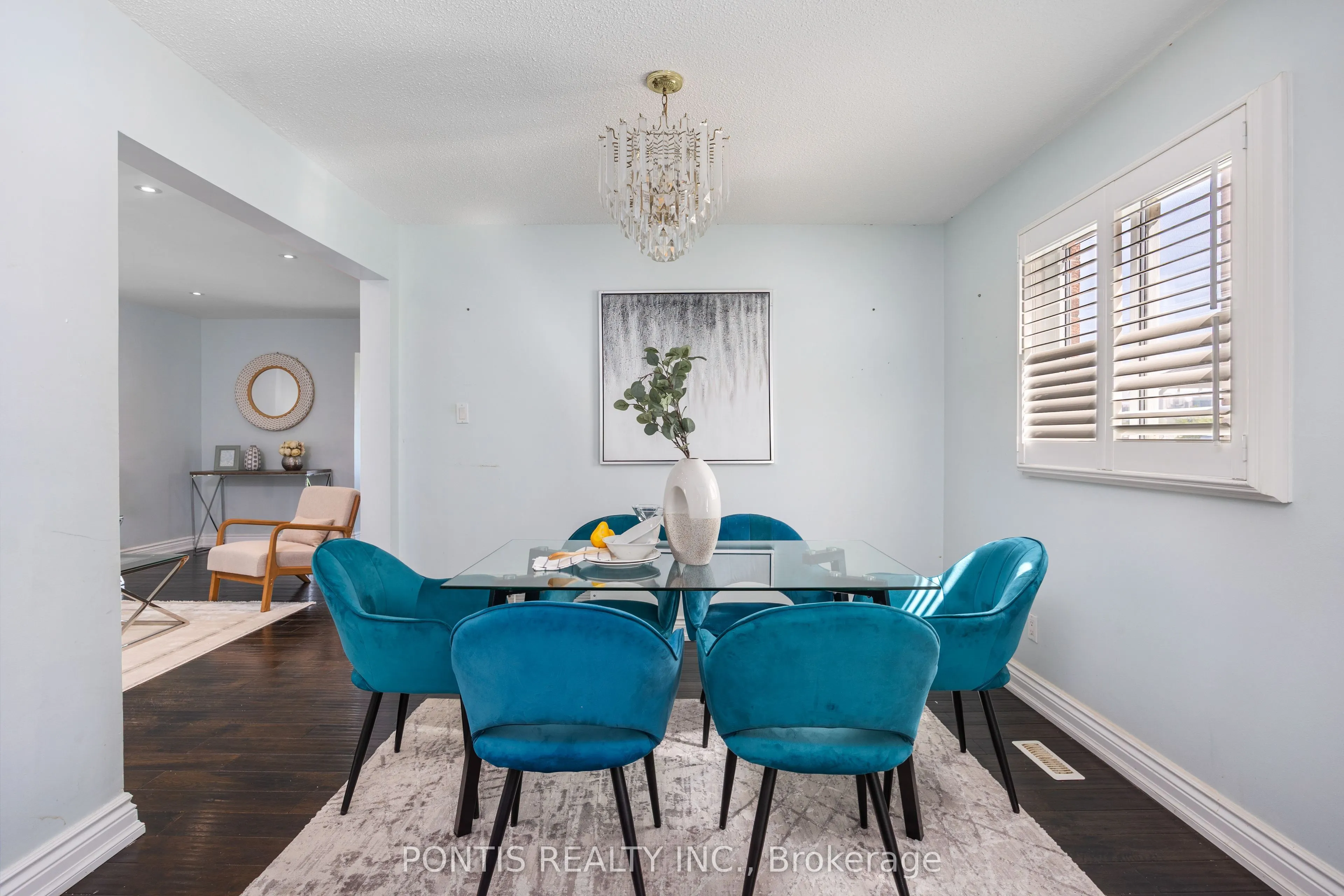 438 ABERFOYLE Court