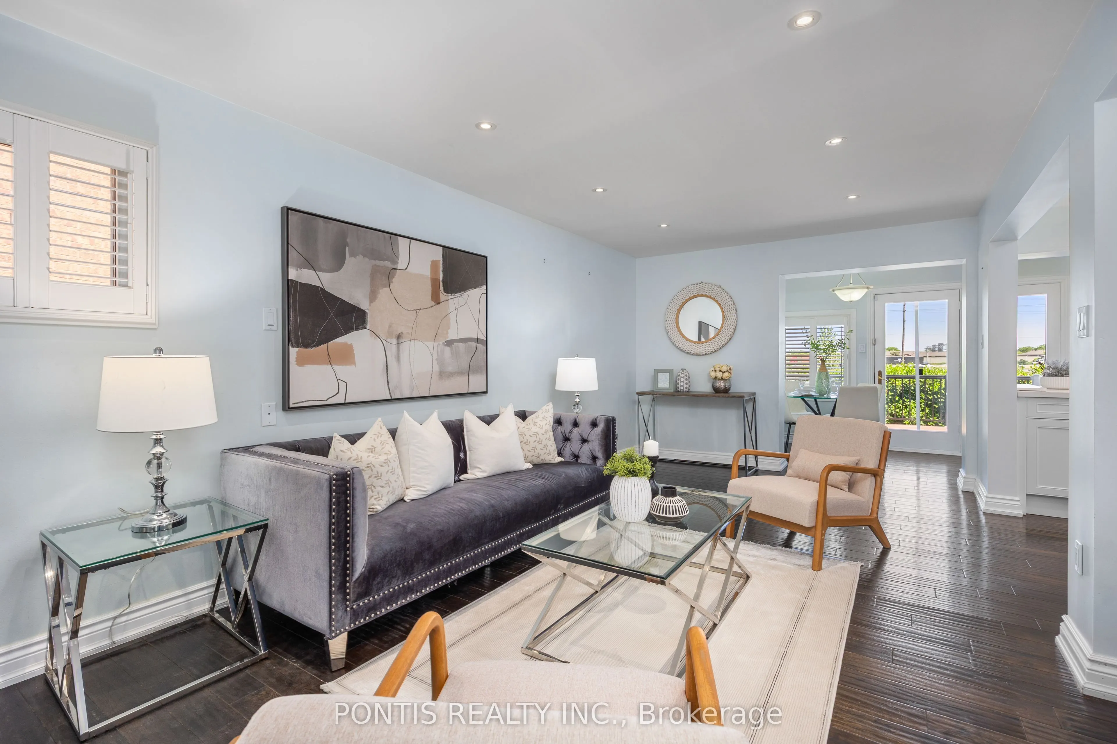 438 ABERFOYLE Court