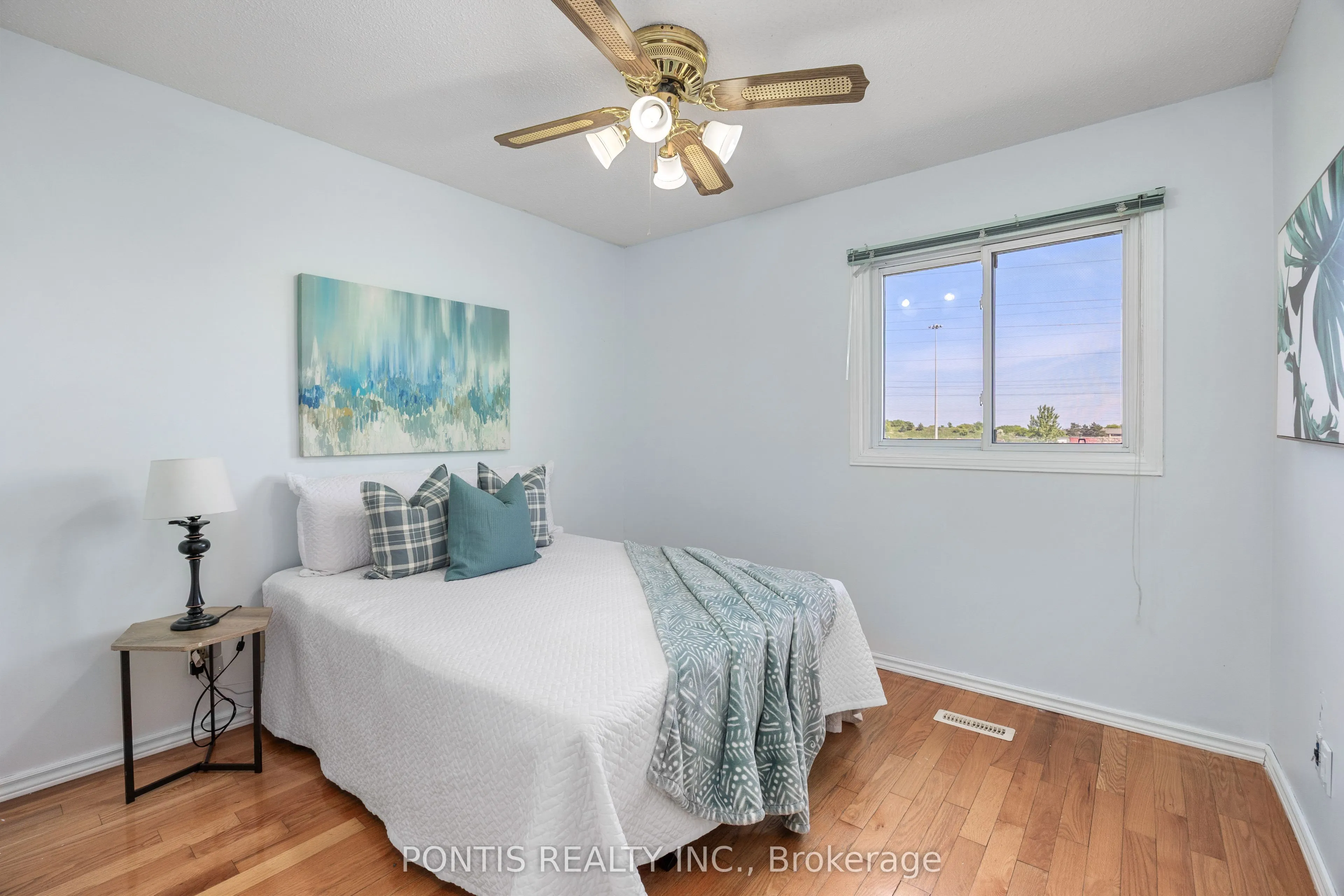 438 ABERFOYLE Court