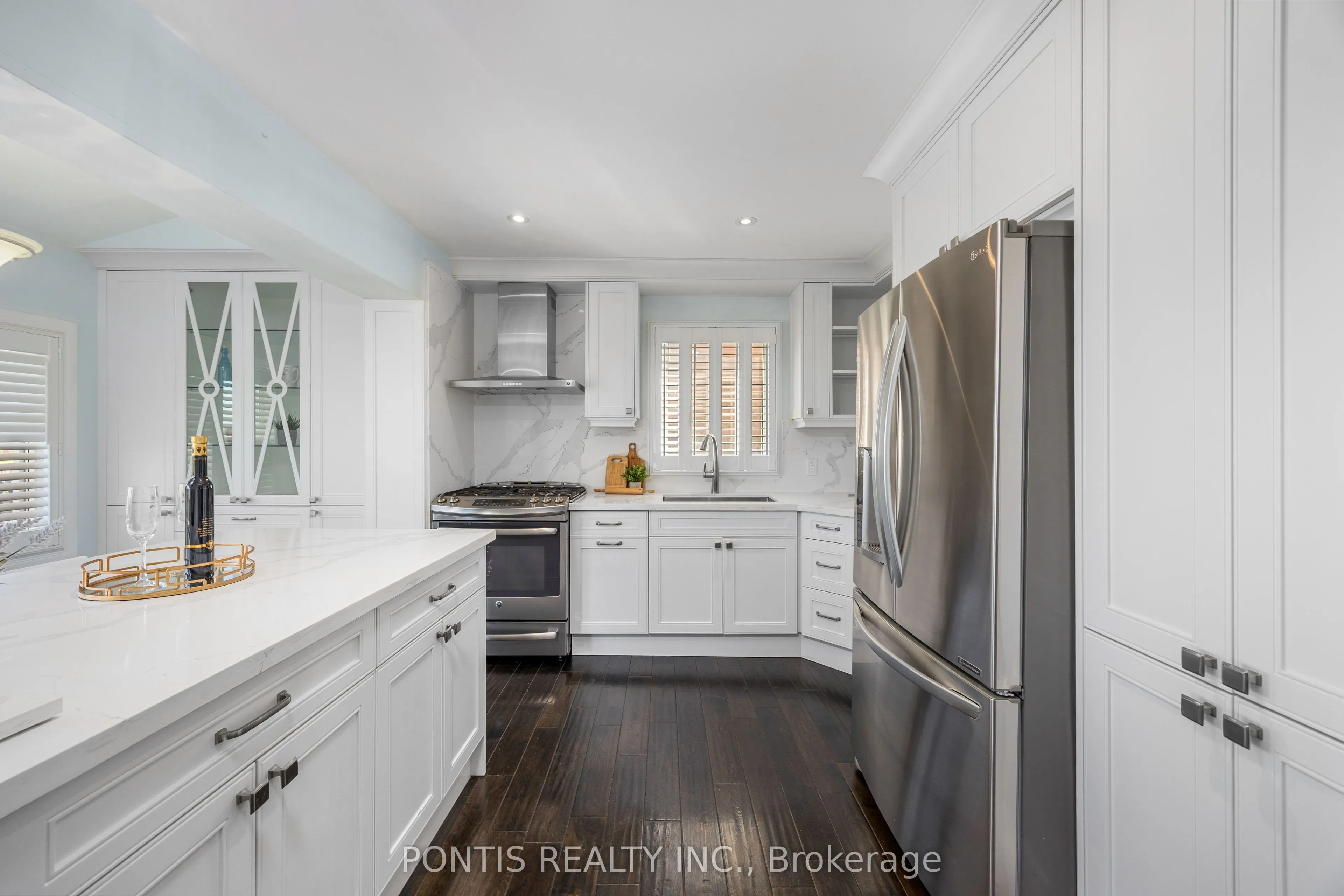 438 ABERFOYLE Court