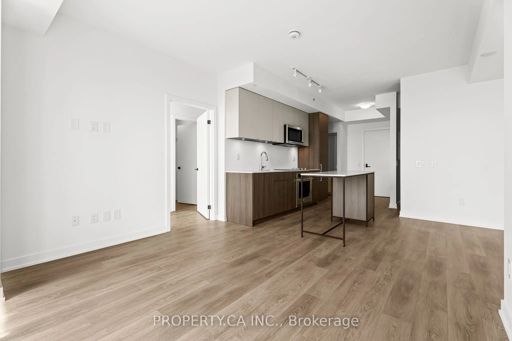 220 Missinnihe Way S, #1106