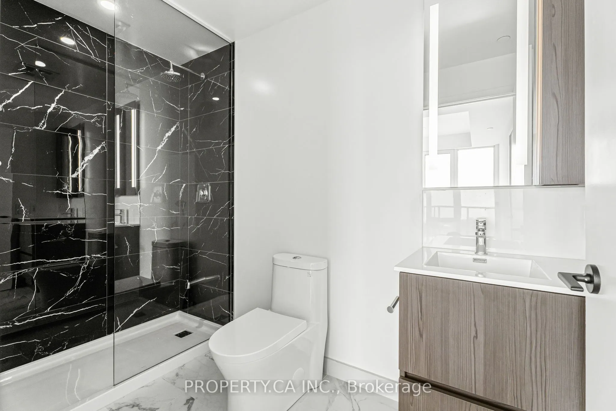 220 Missinnihe Way S, #1106