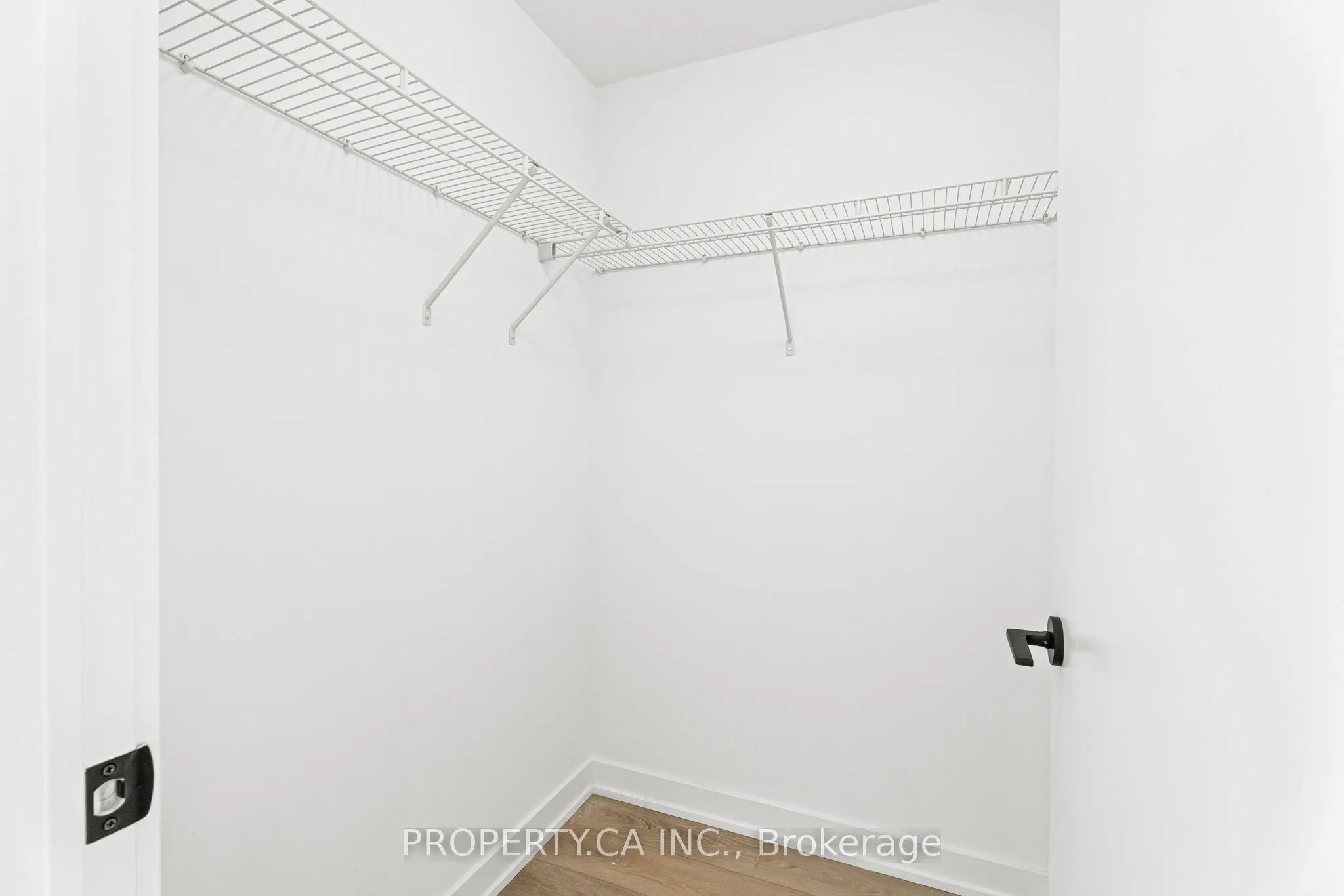 220 Missinnihe Way S, #1106
