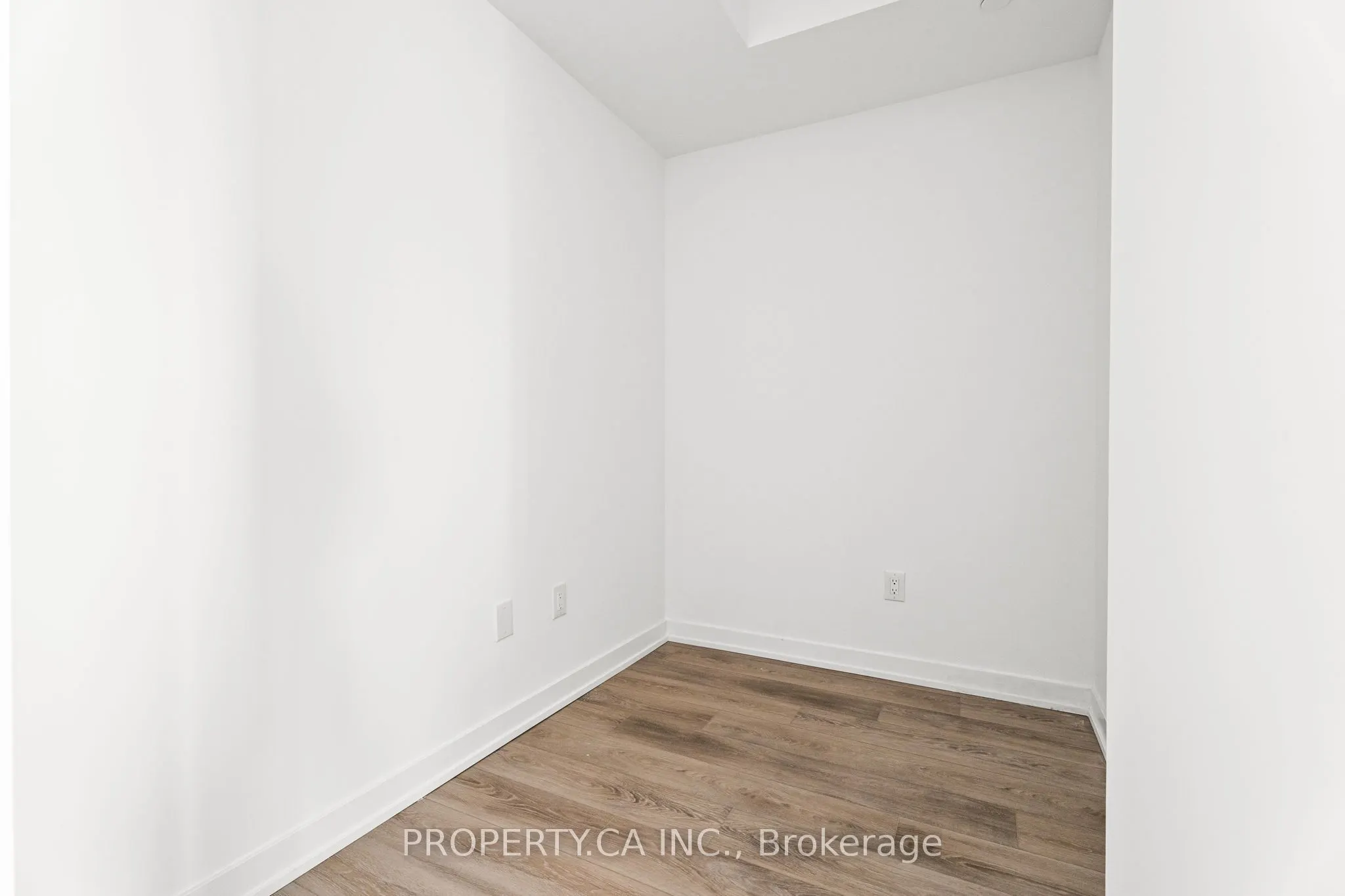 220 Missinnihe Way S, #1106