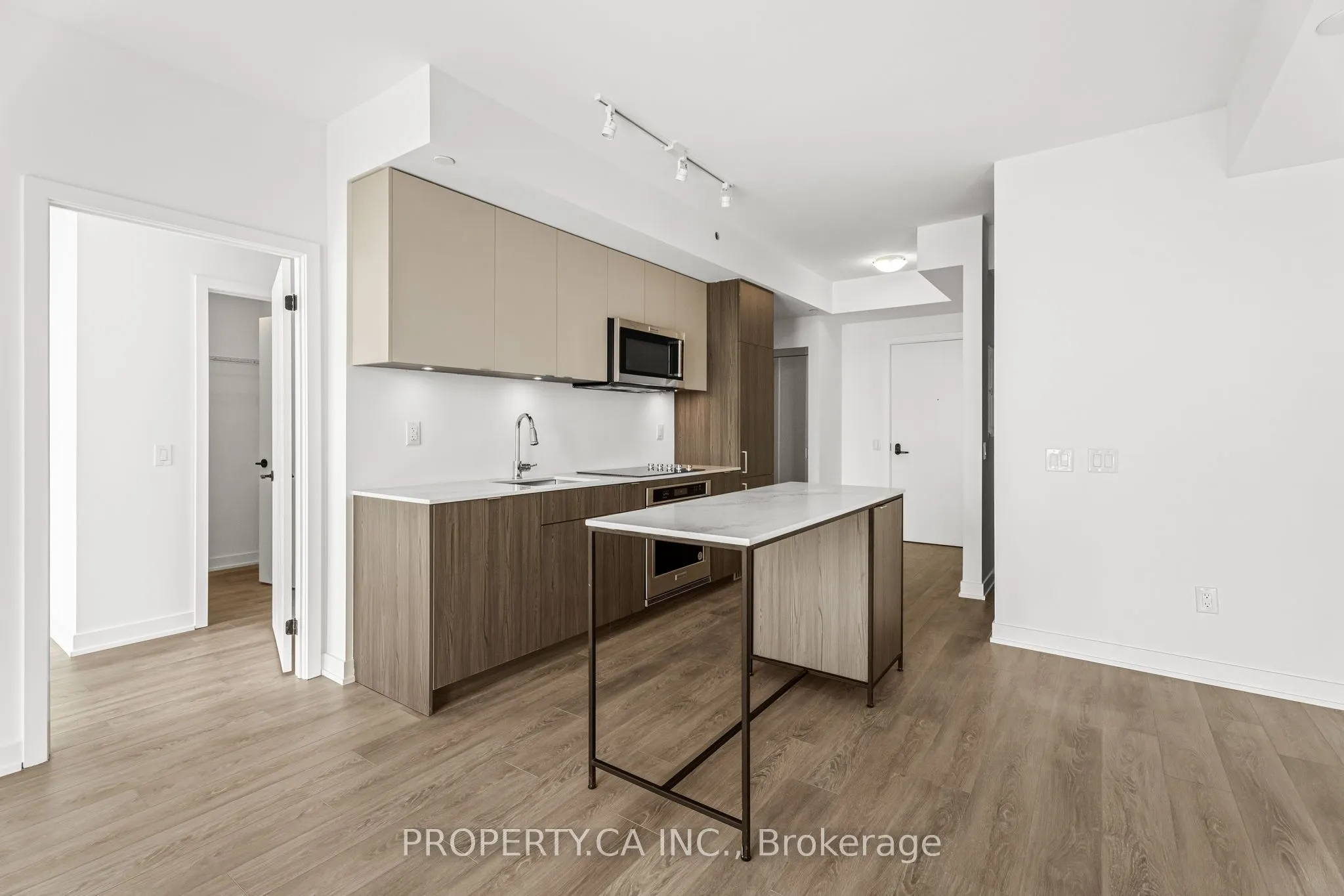220 Missinnihe Way S, #1106