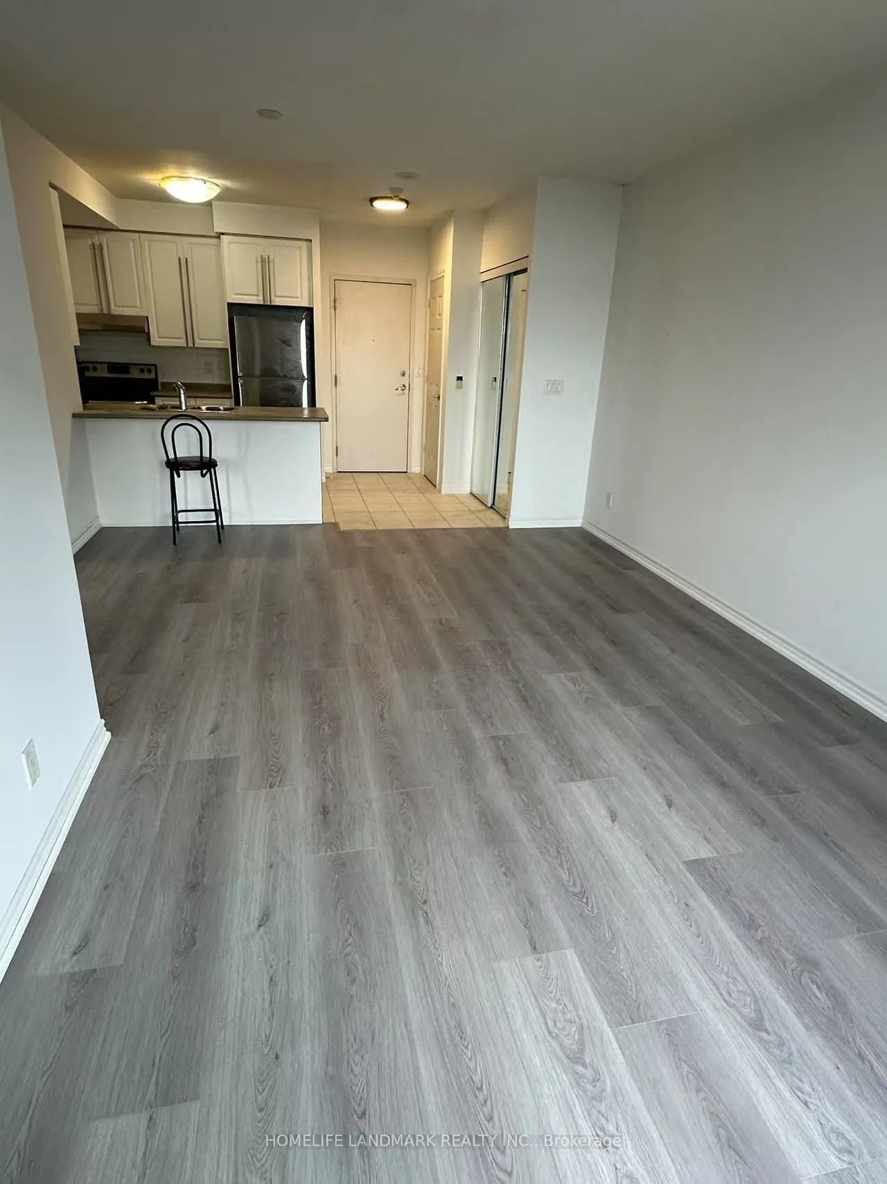 3888 Duke Of York Boulevard, #1136