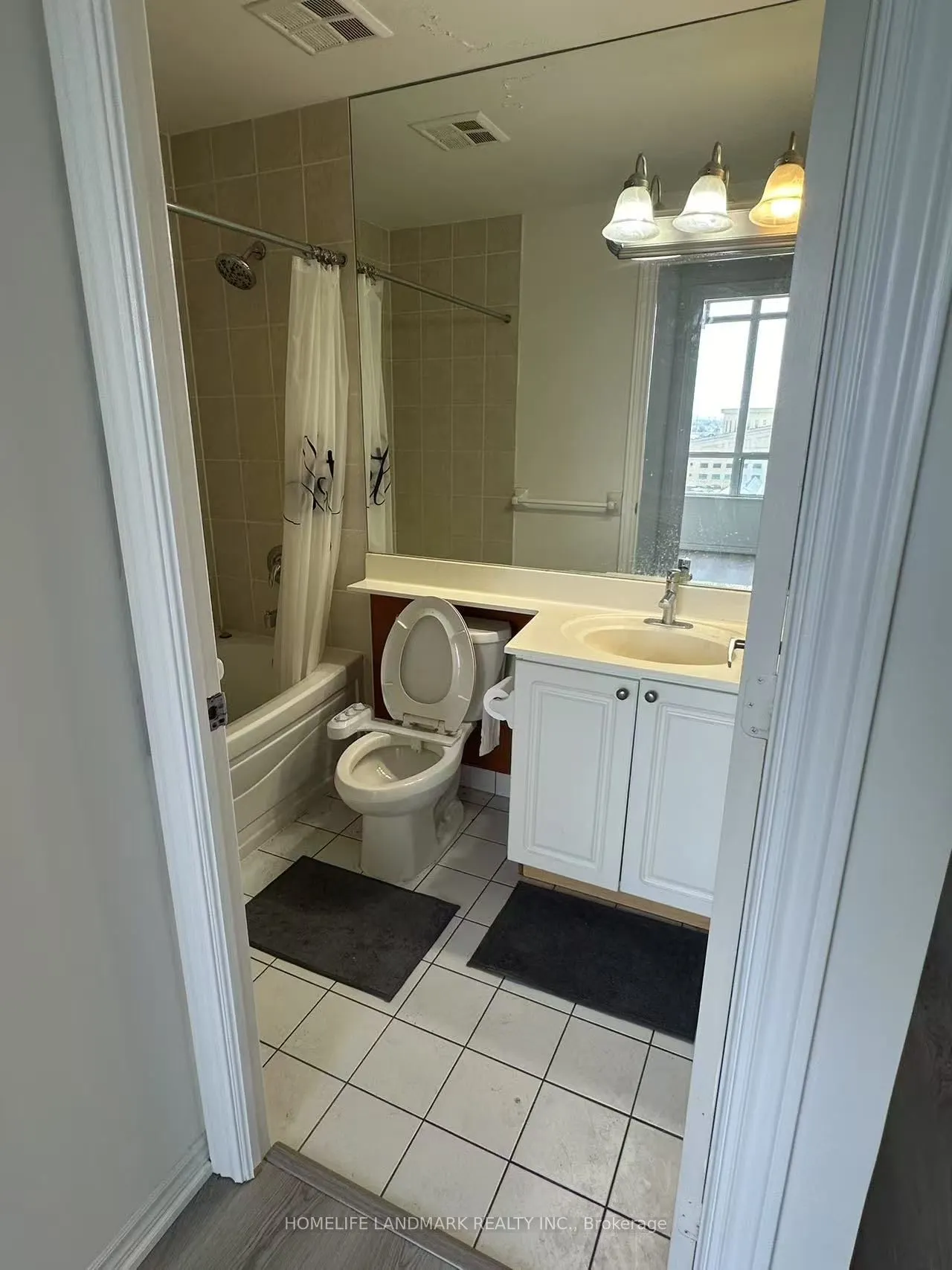3888 Duke Of York Boulevard, #1136