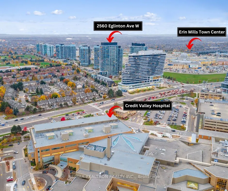 2560 Eglinton Avenue W, #2004