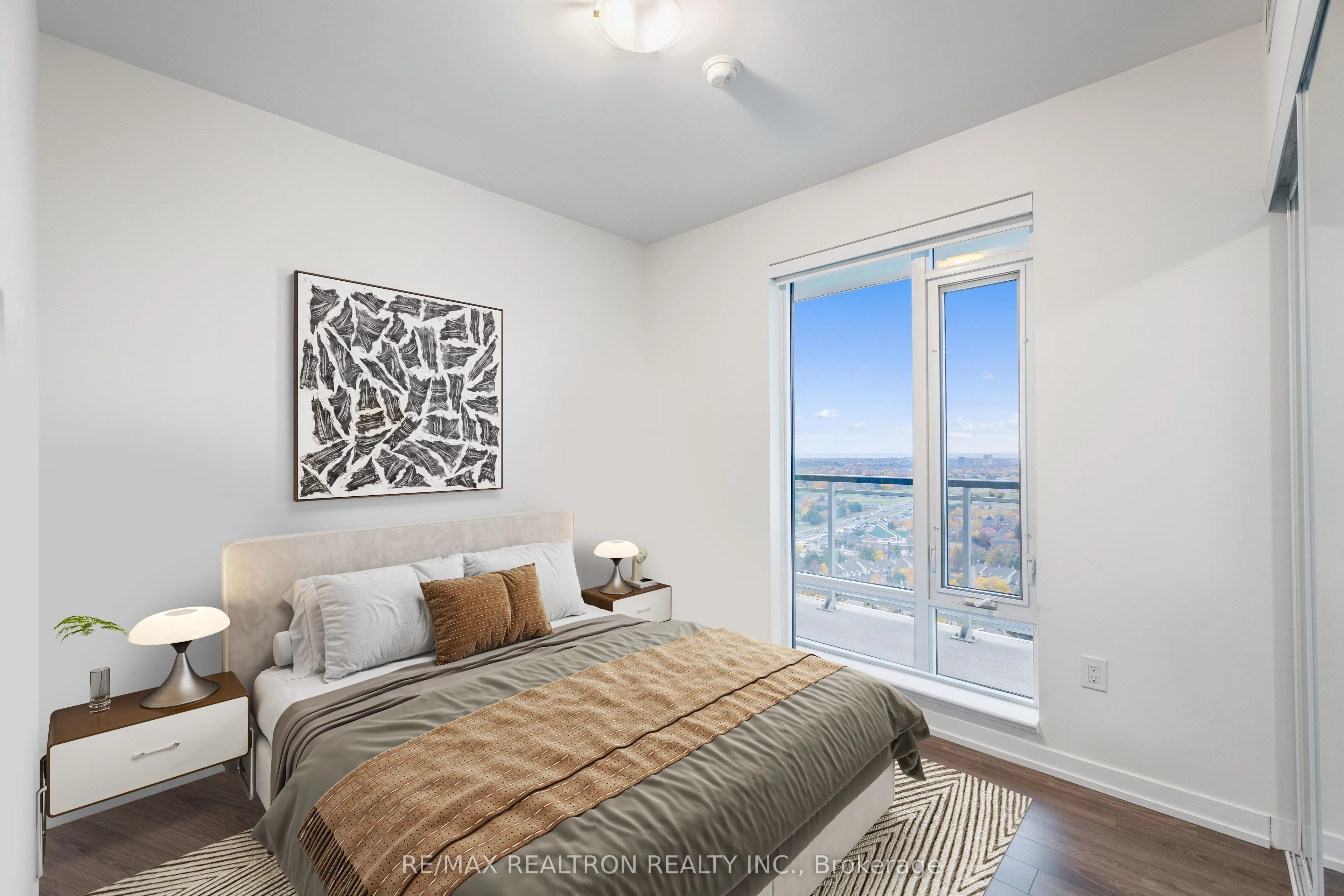 2560 Eglinton Avenue W, #2004