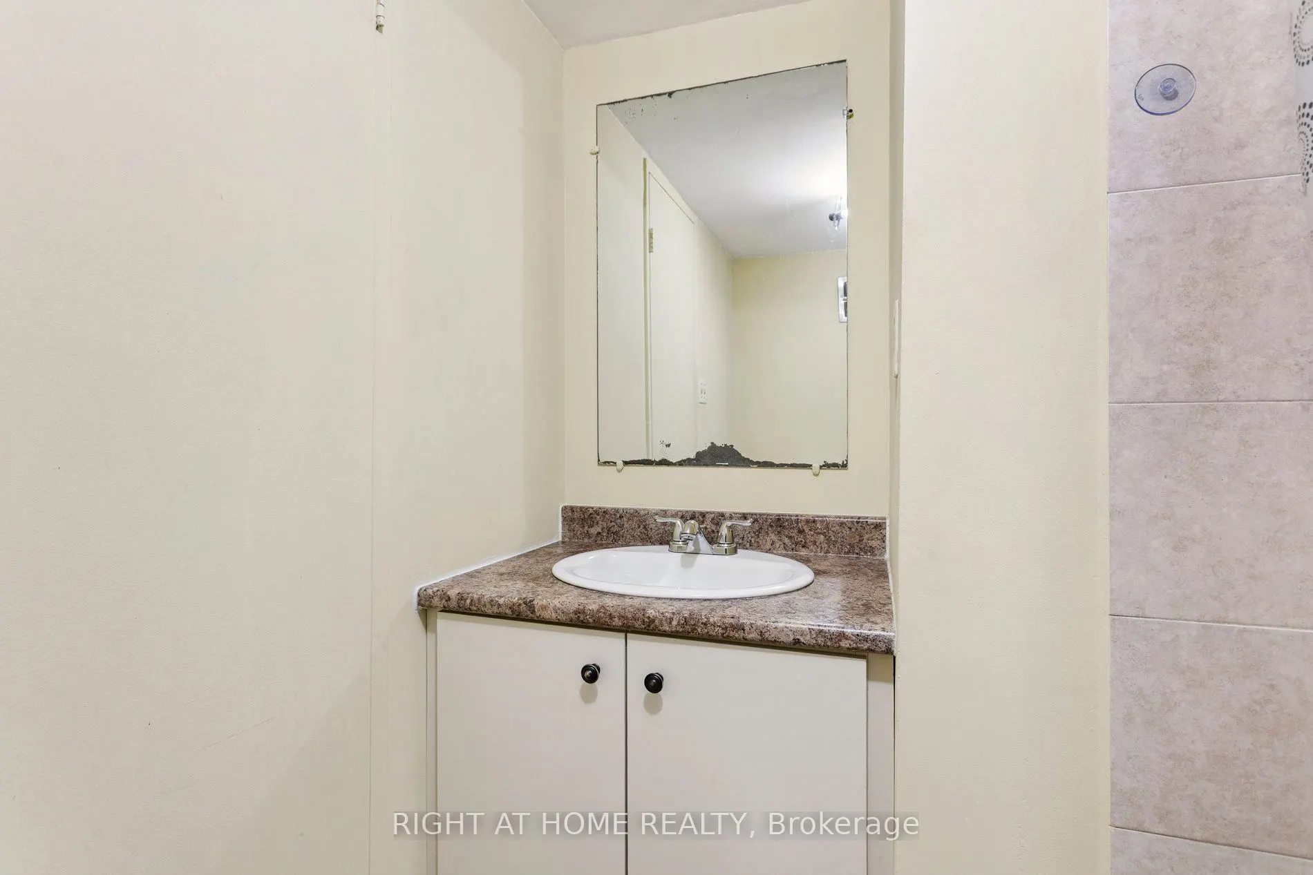180 Mississ Vly Boulevard, #161