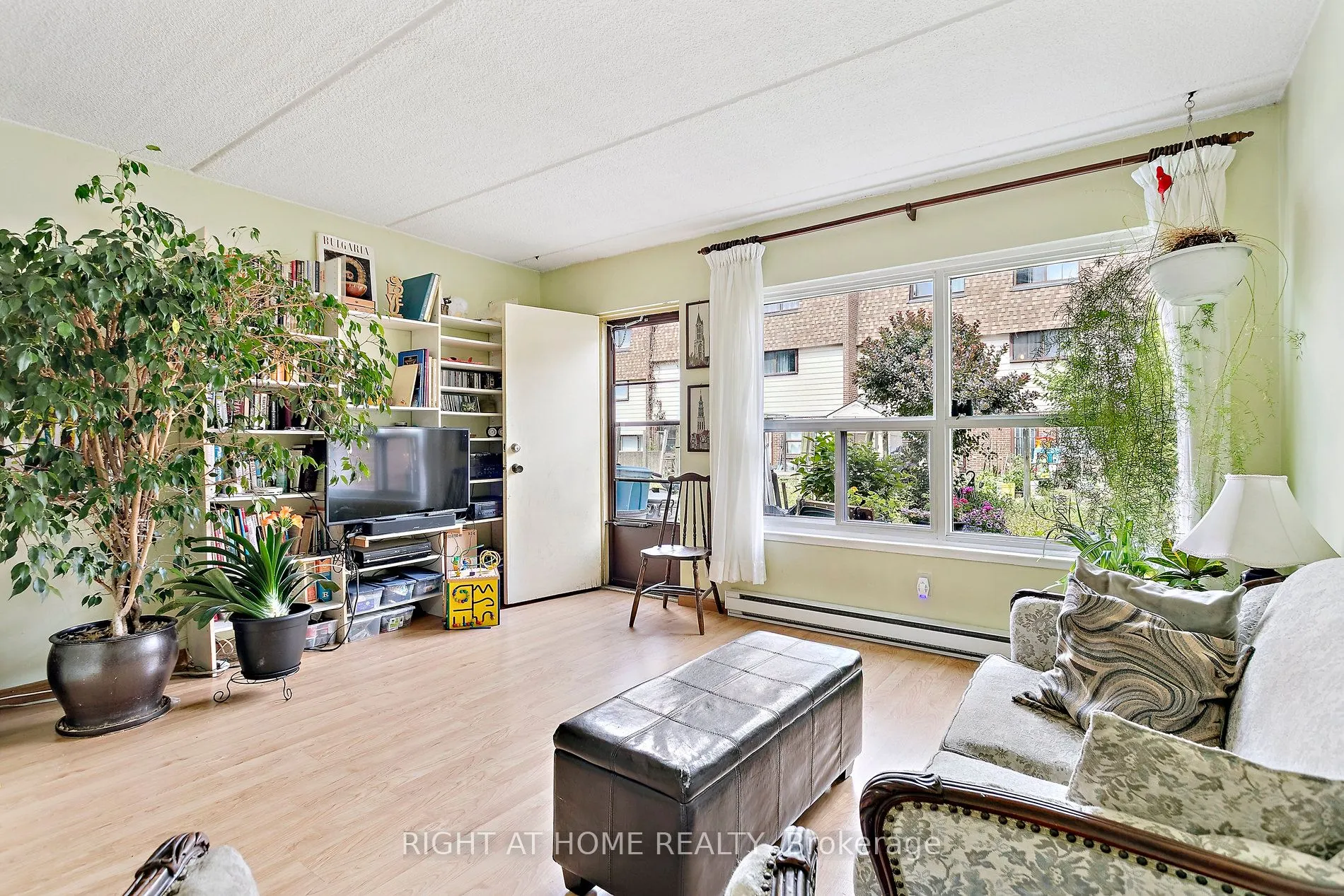 180 Mississ Vly Boulevard, #161