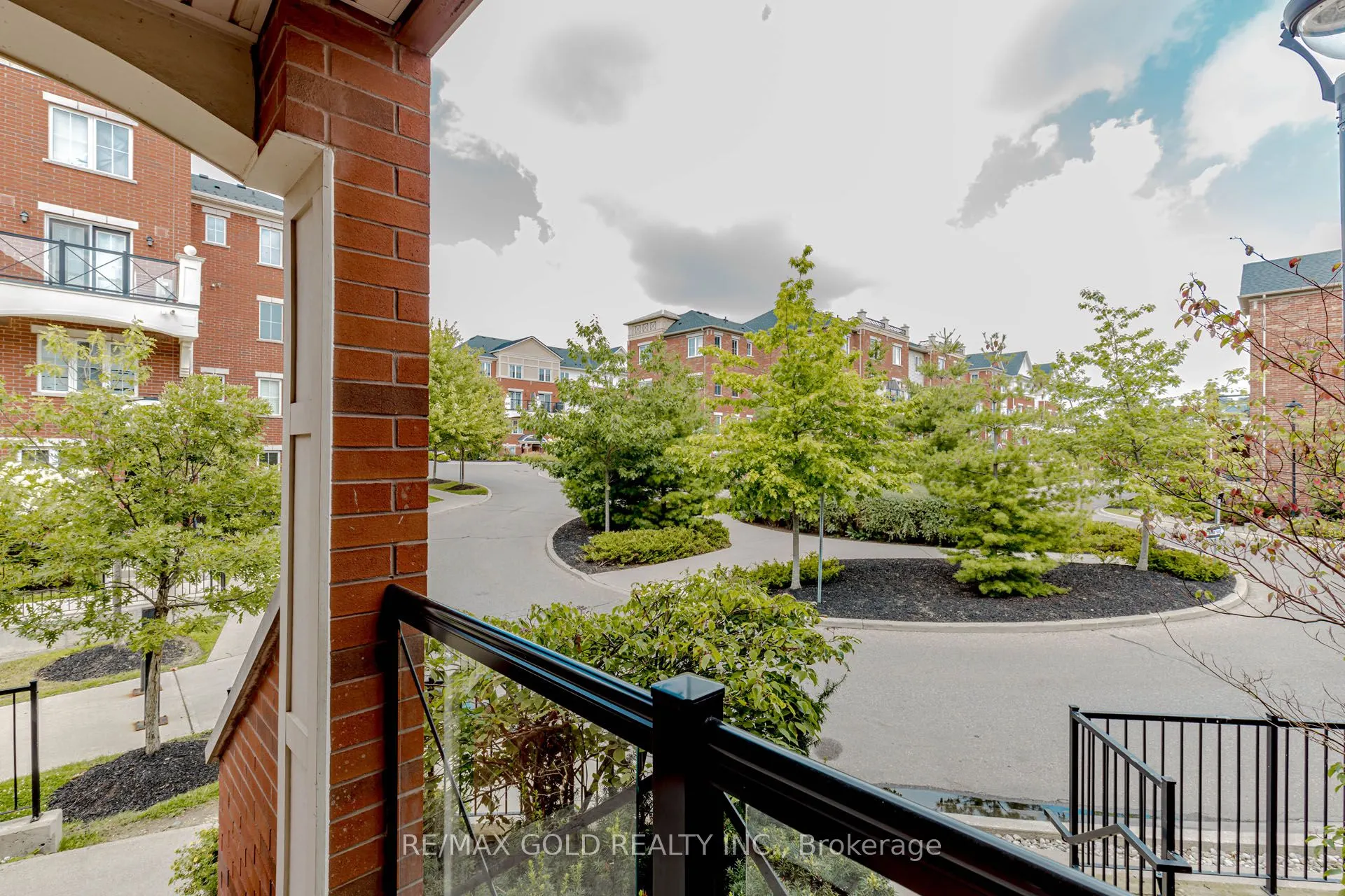 2468 Post Road, #20