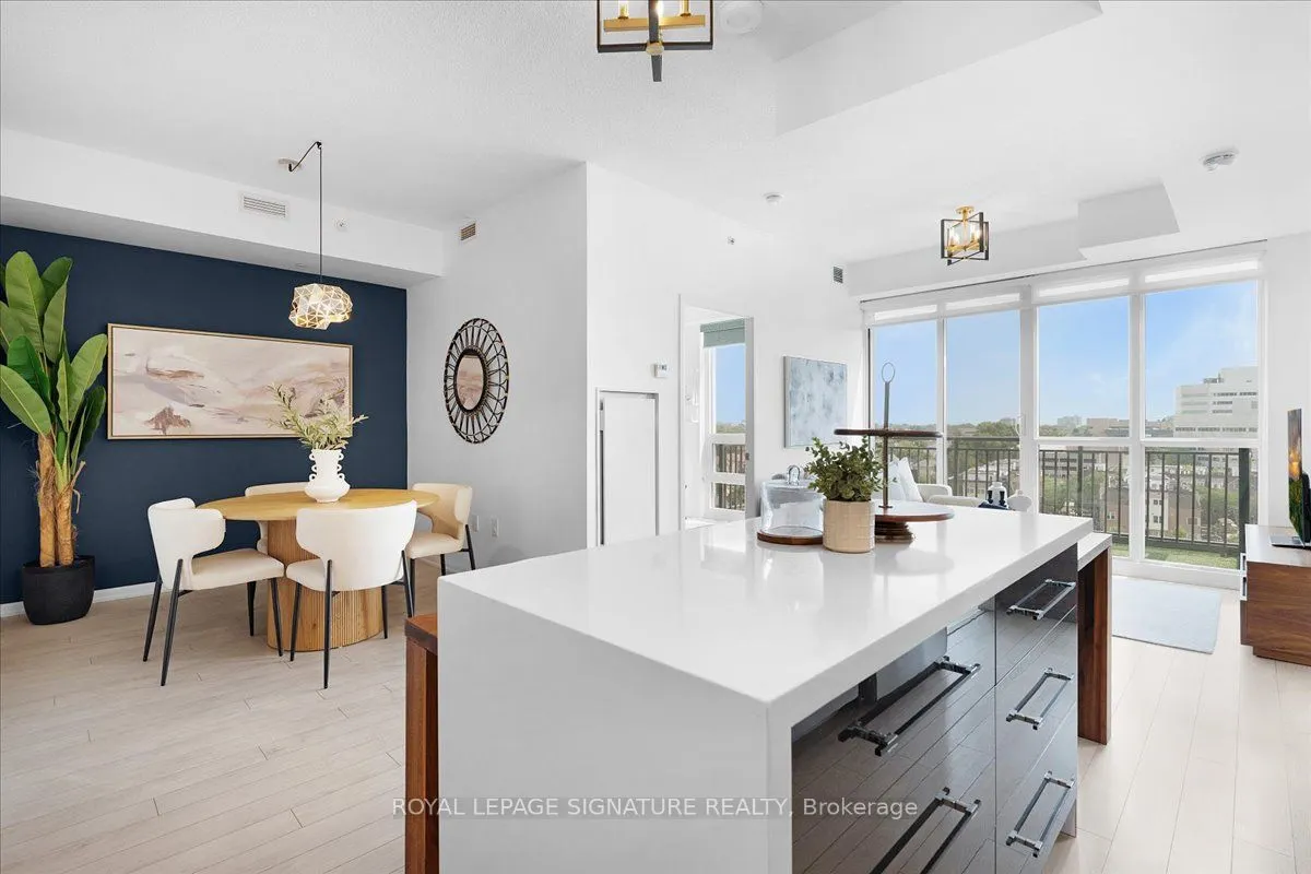 3091 Dufferin Street, #824
