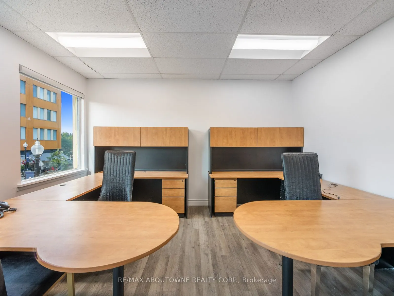 344 Lakeshore Road E