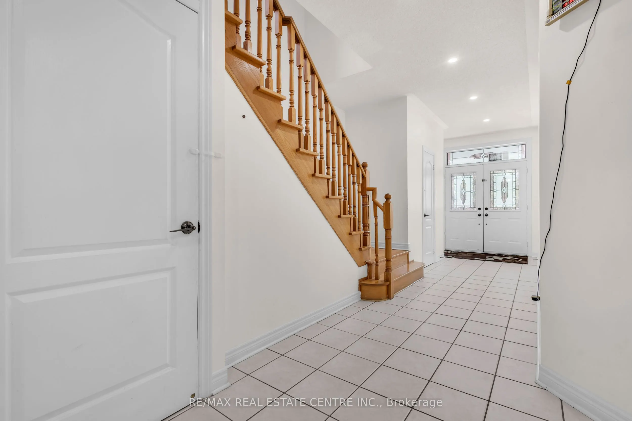 30 El Camino Way