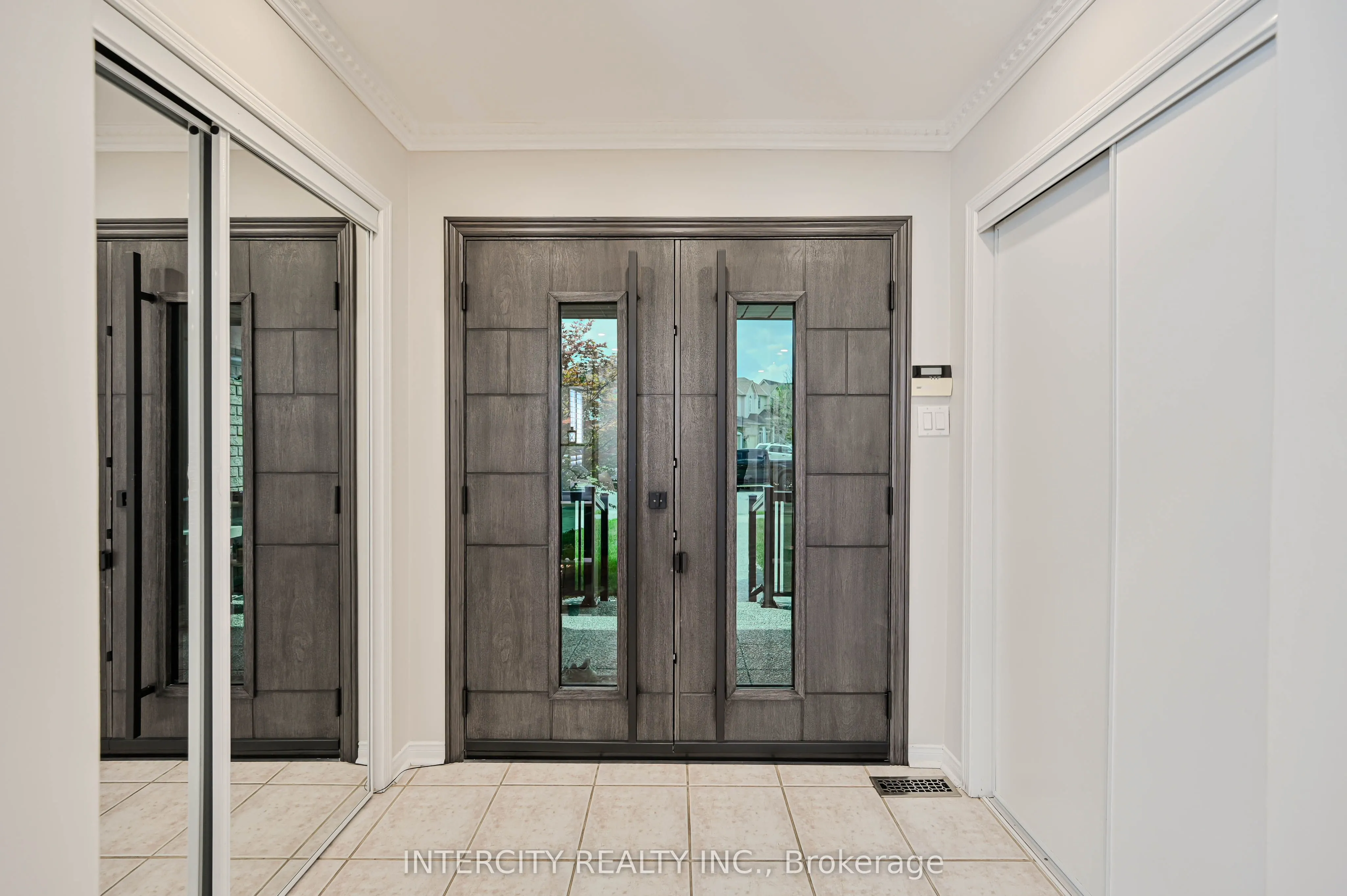 11 Allangrove Drive