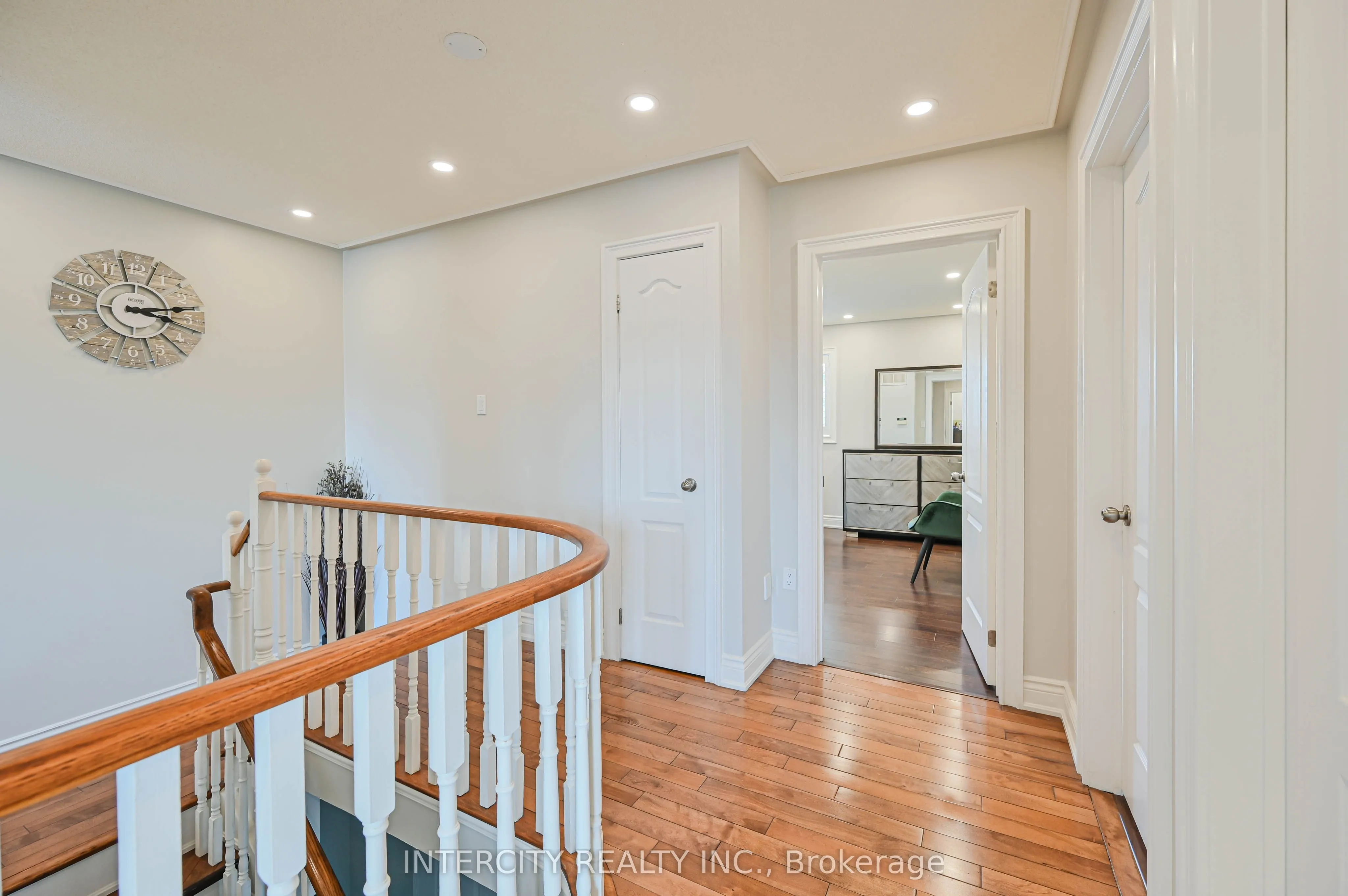 11 Allangrove Drive