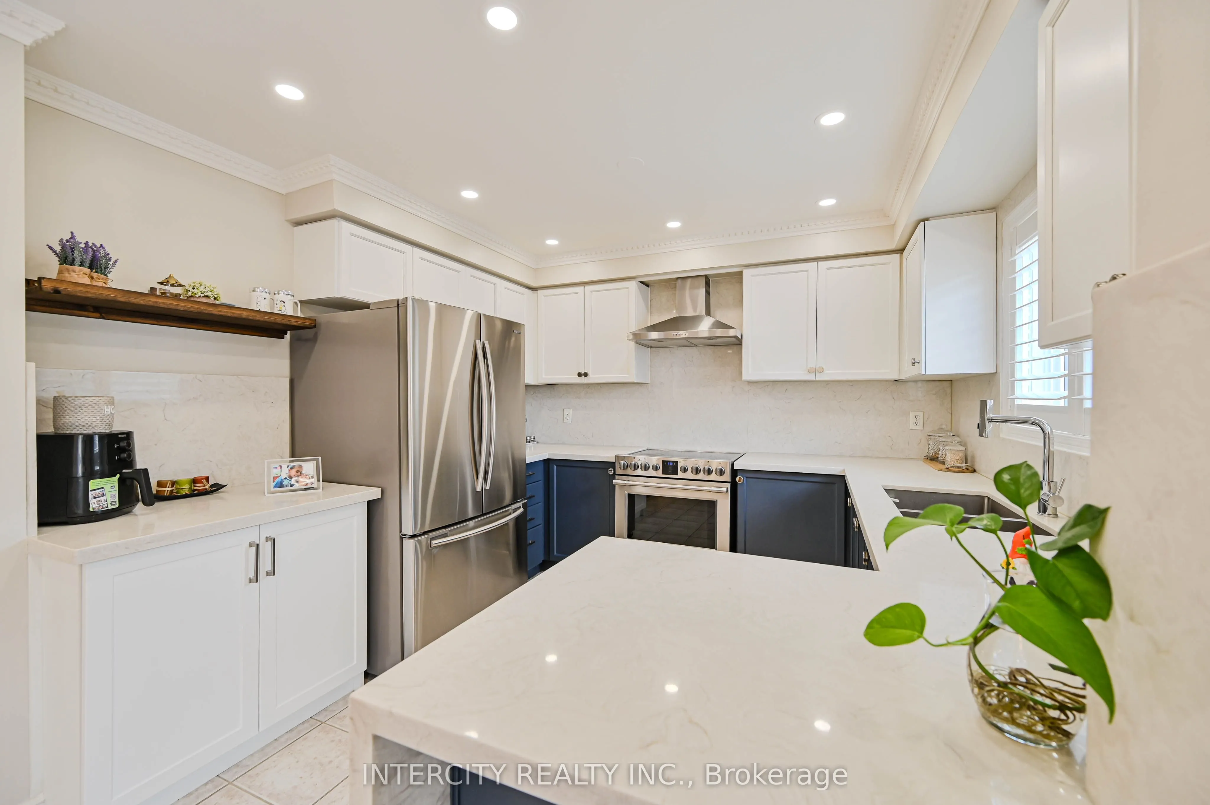 11 Allangrove Drive