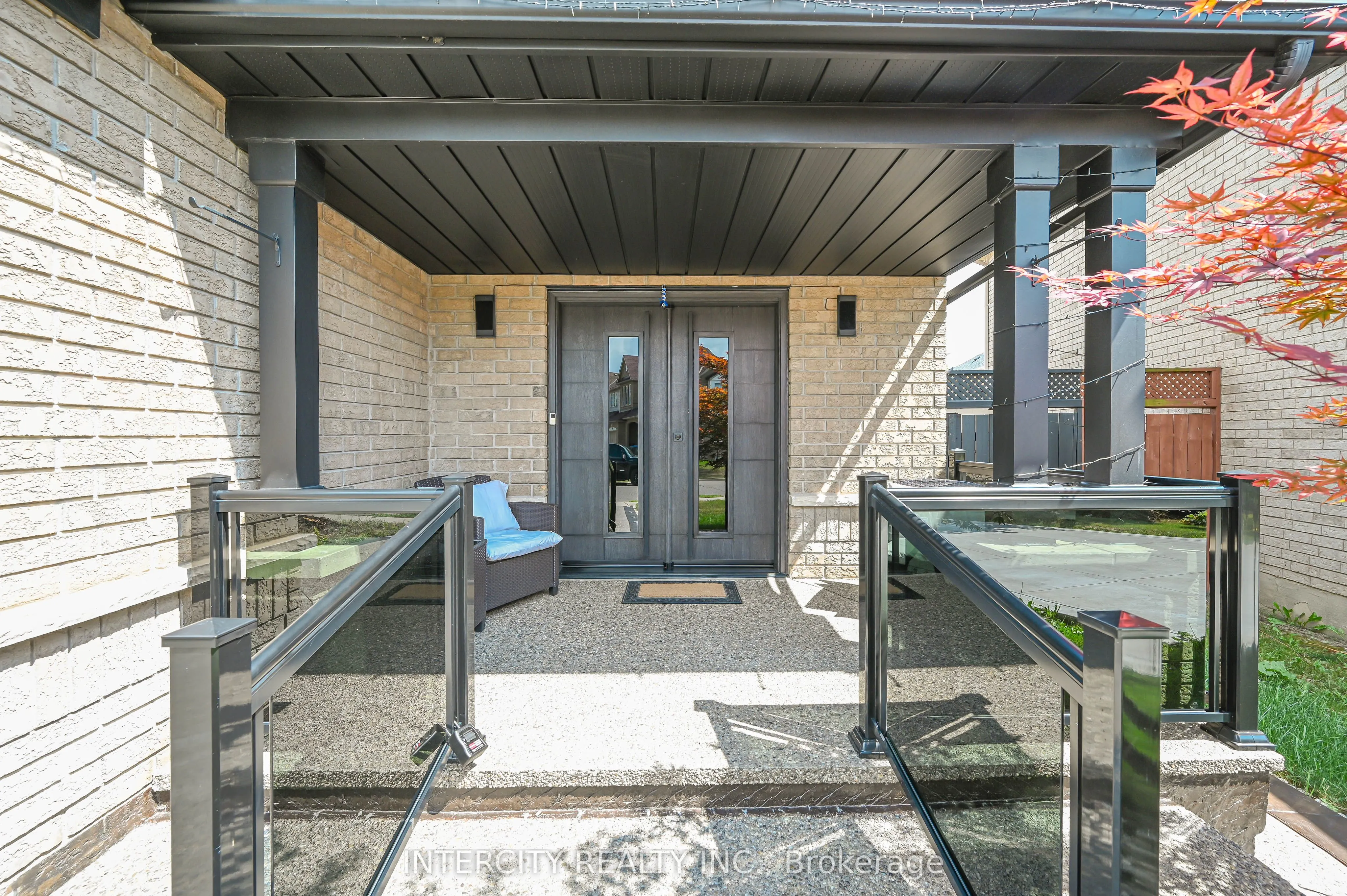 11 Allangrove Drive