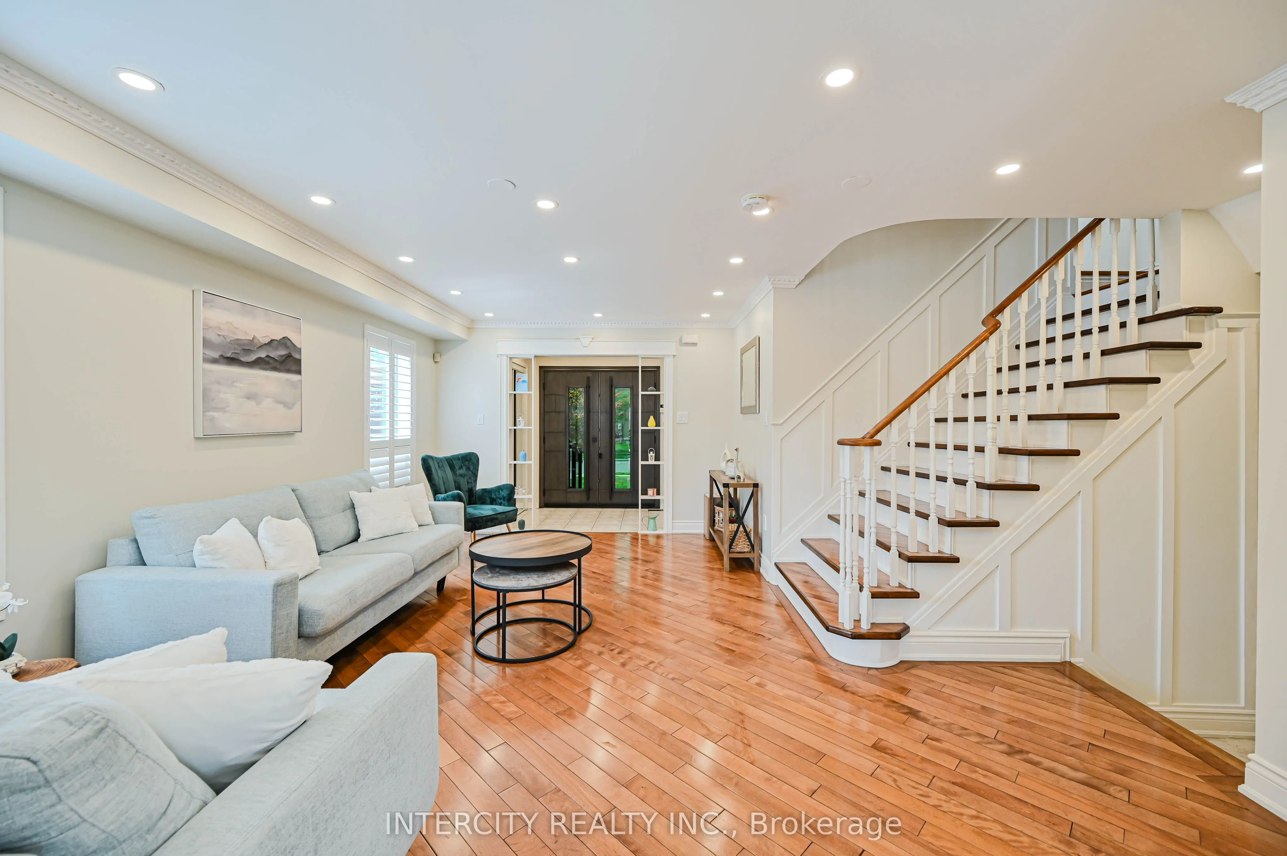 11 Allangrove Drive