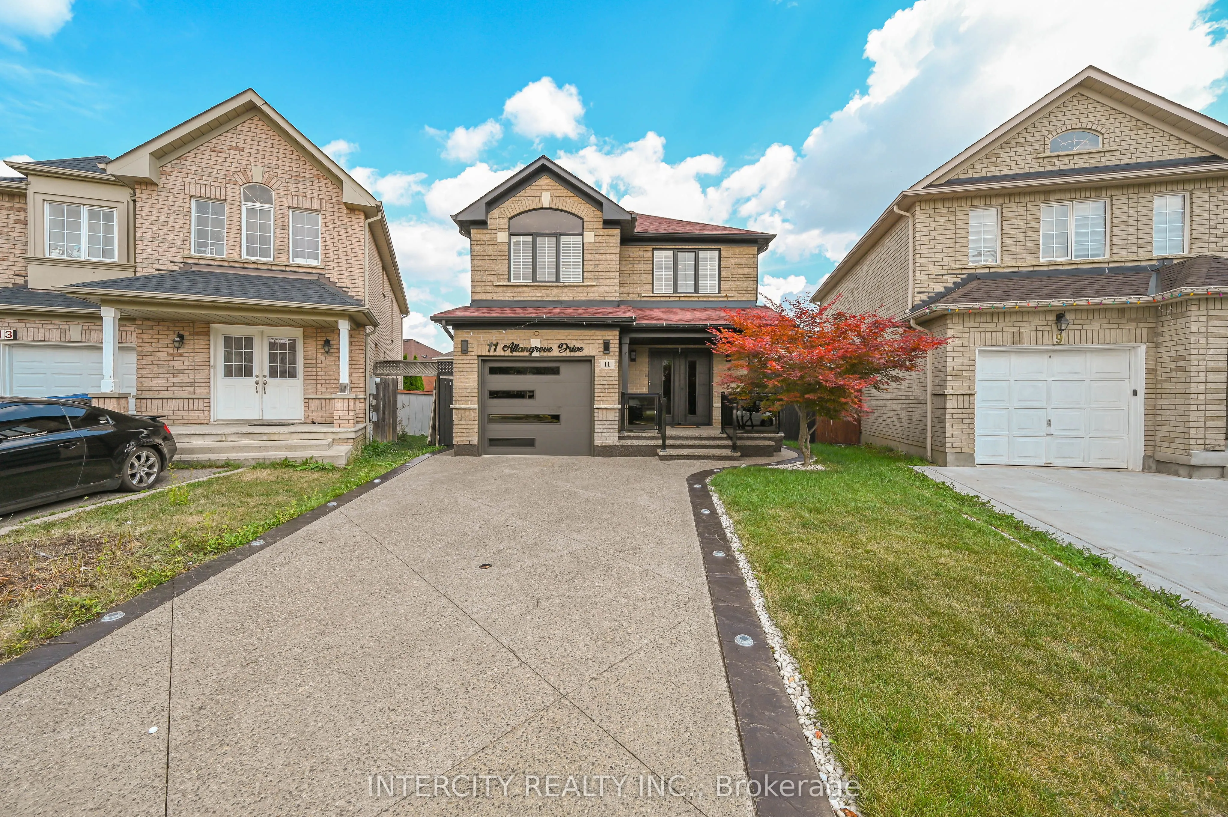 11 Allangrove Drive