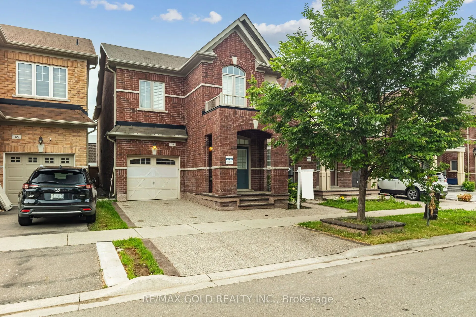 86 Humberstone Crescent