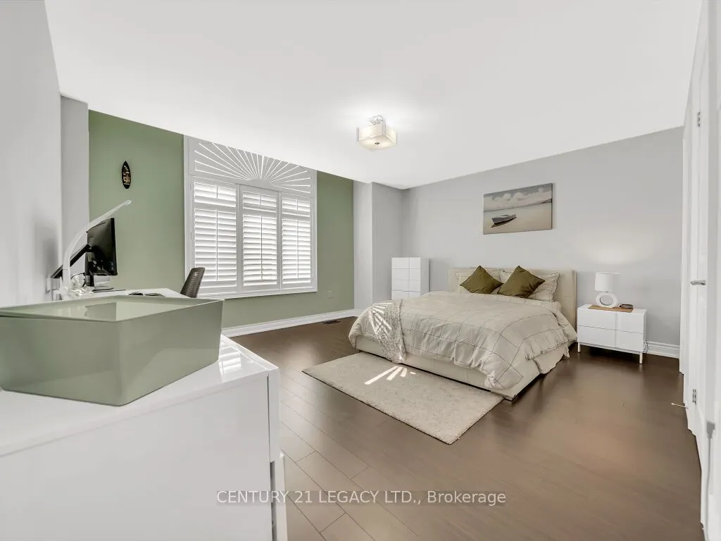 8 Covina Road