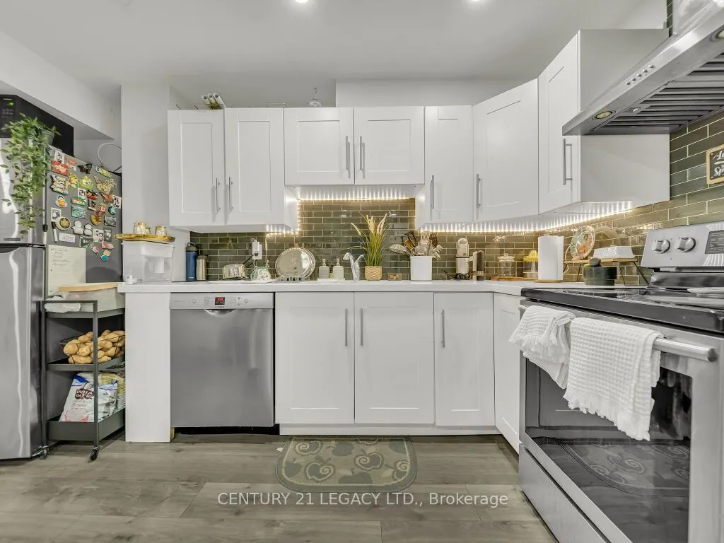 8 Covina Road