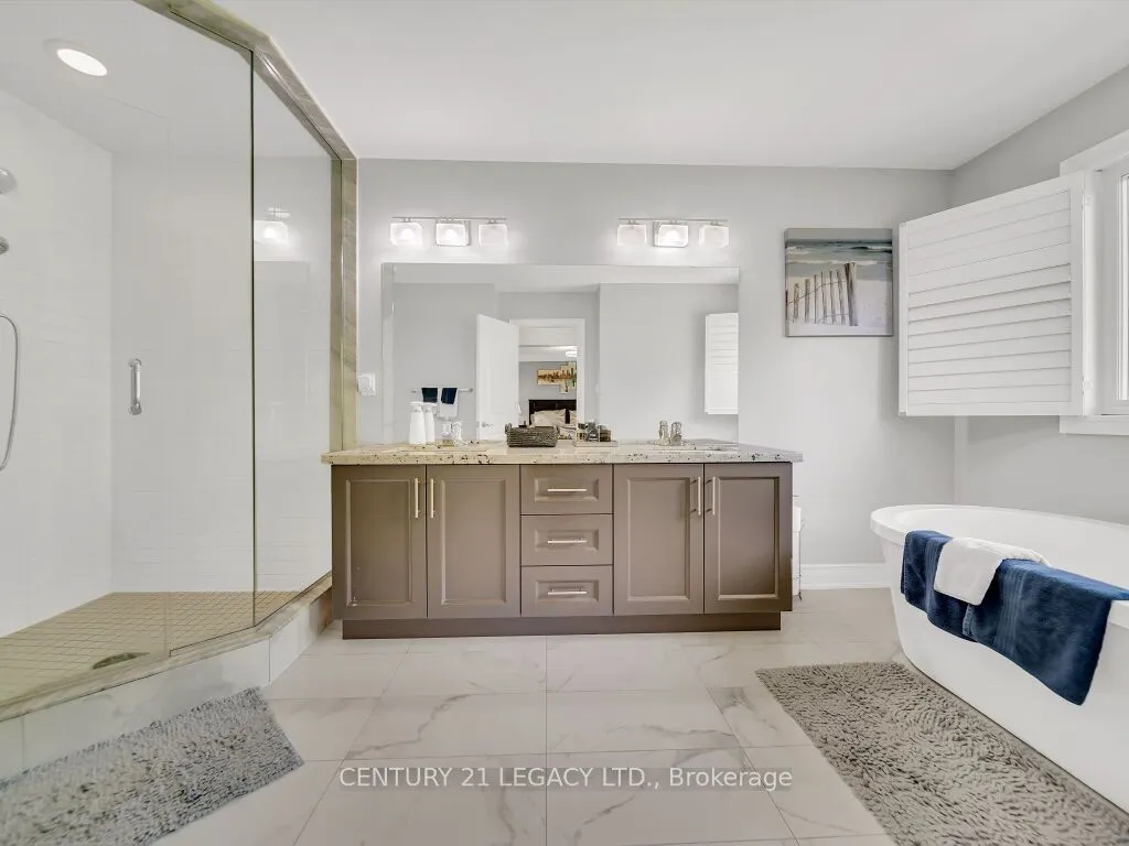 8 Covina Road