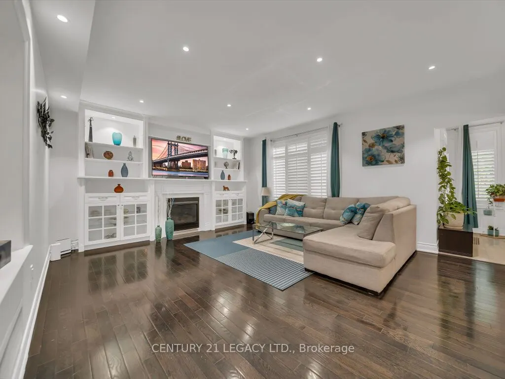 8 Covina Road