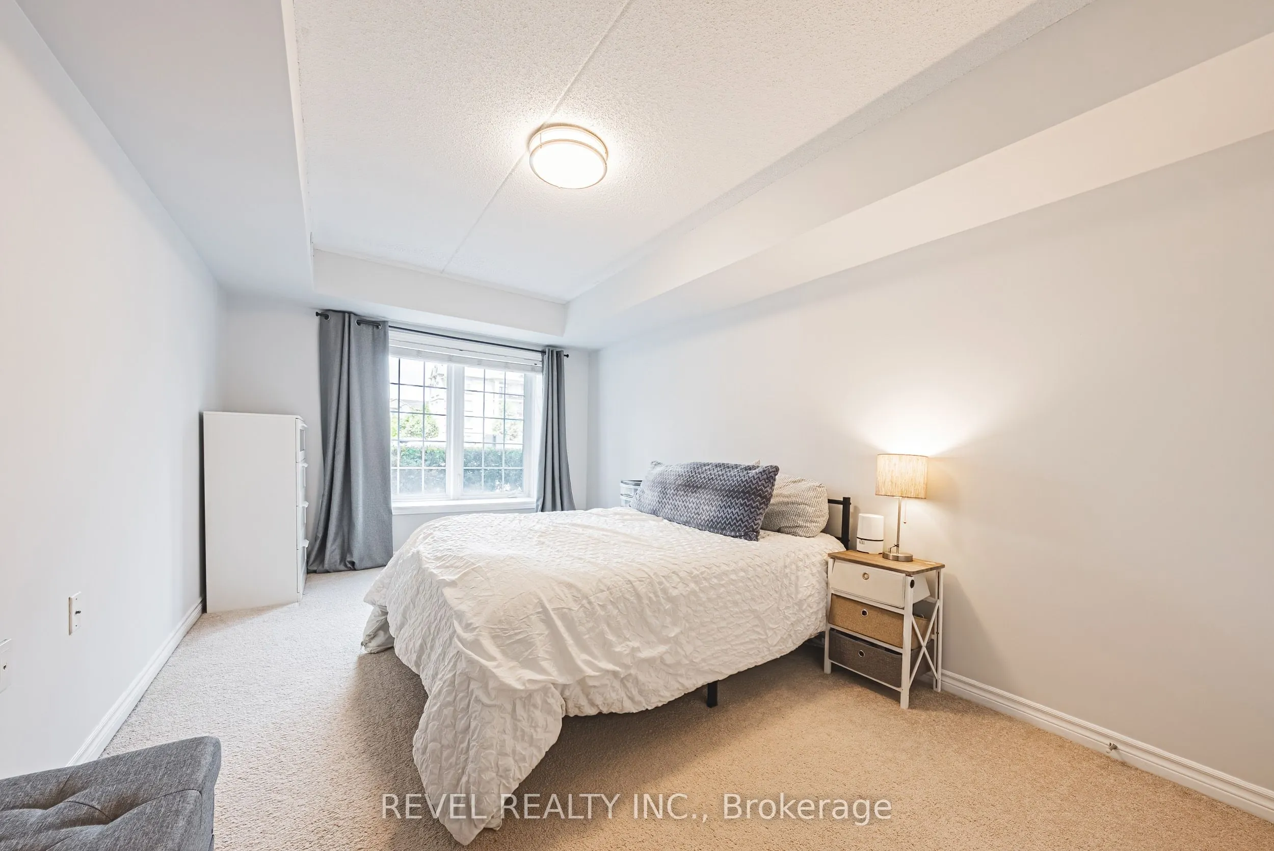 1450 Main Street E, #106