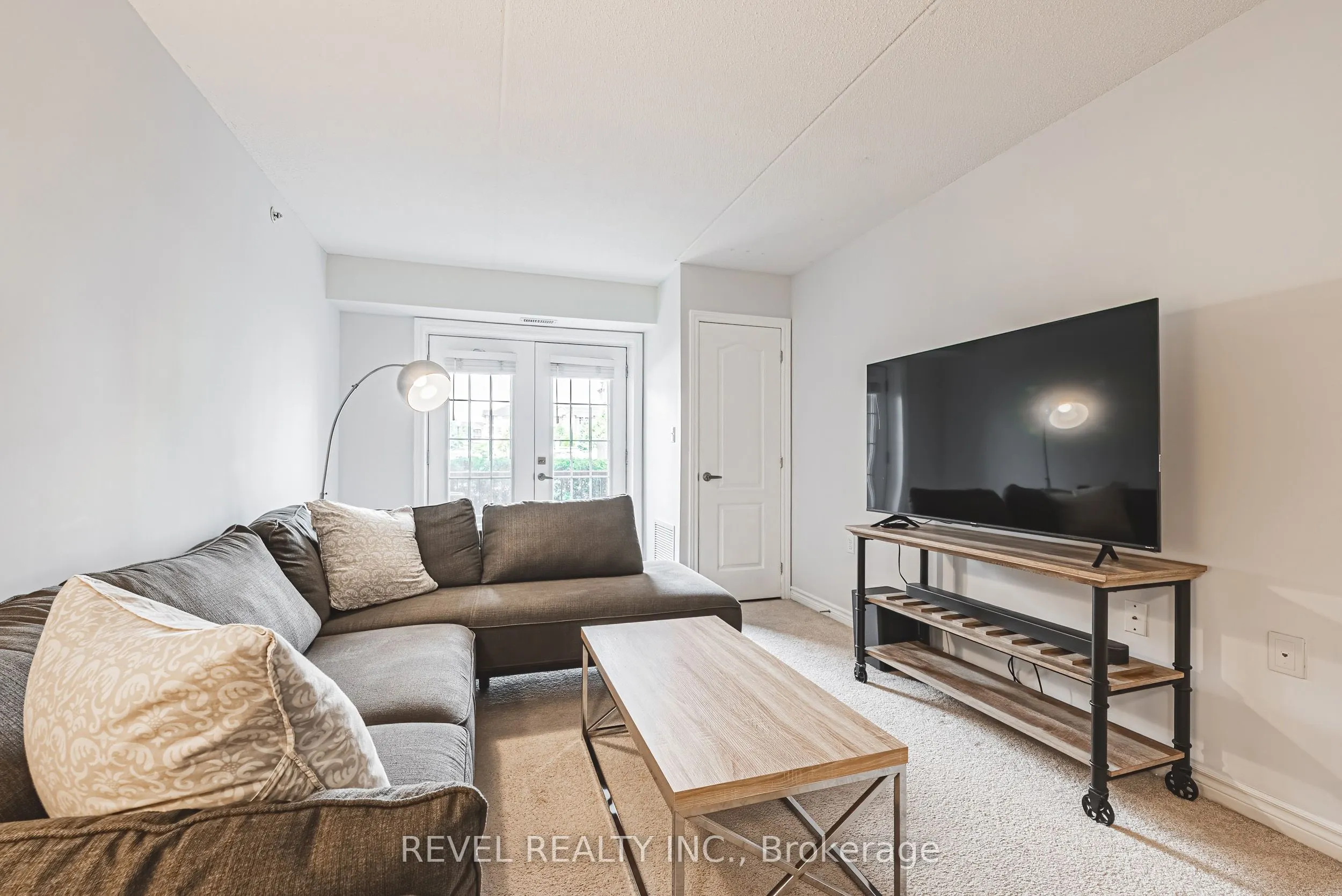1450 Main Street E, #106