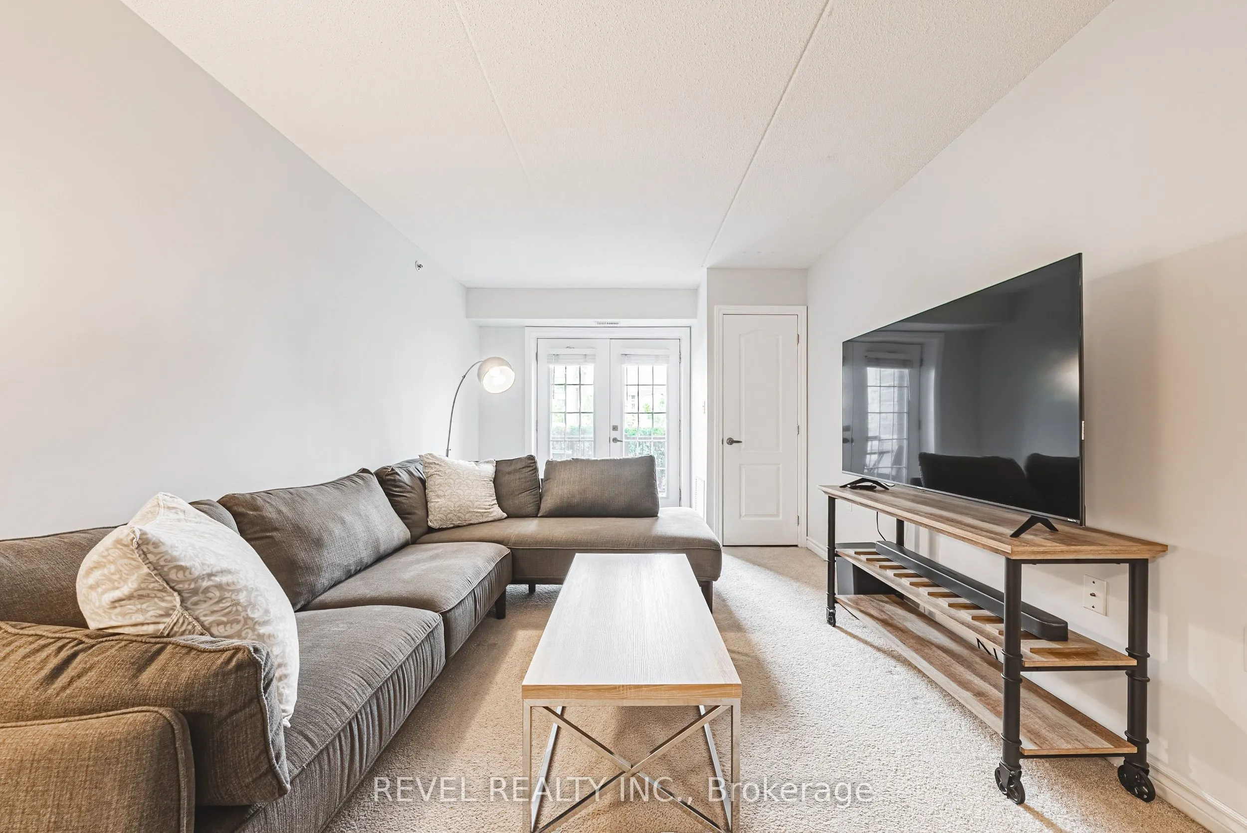 1450 Main Street E, #106