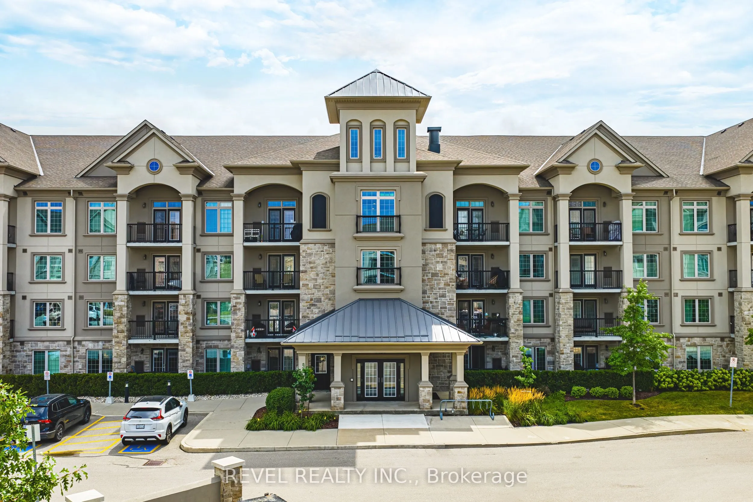 1450 Main Street E, #106