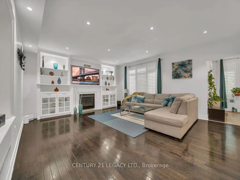 8 Covina Road