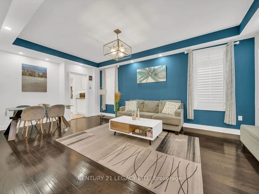 8 Covina Road