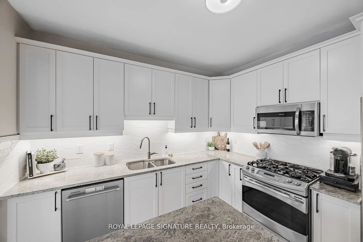 439 Zuest Crescent