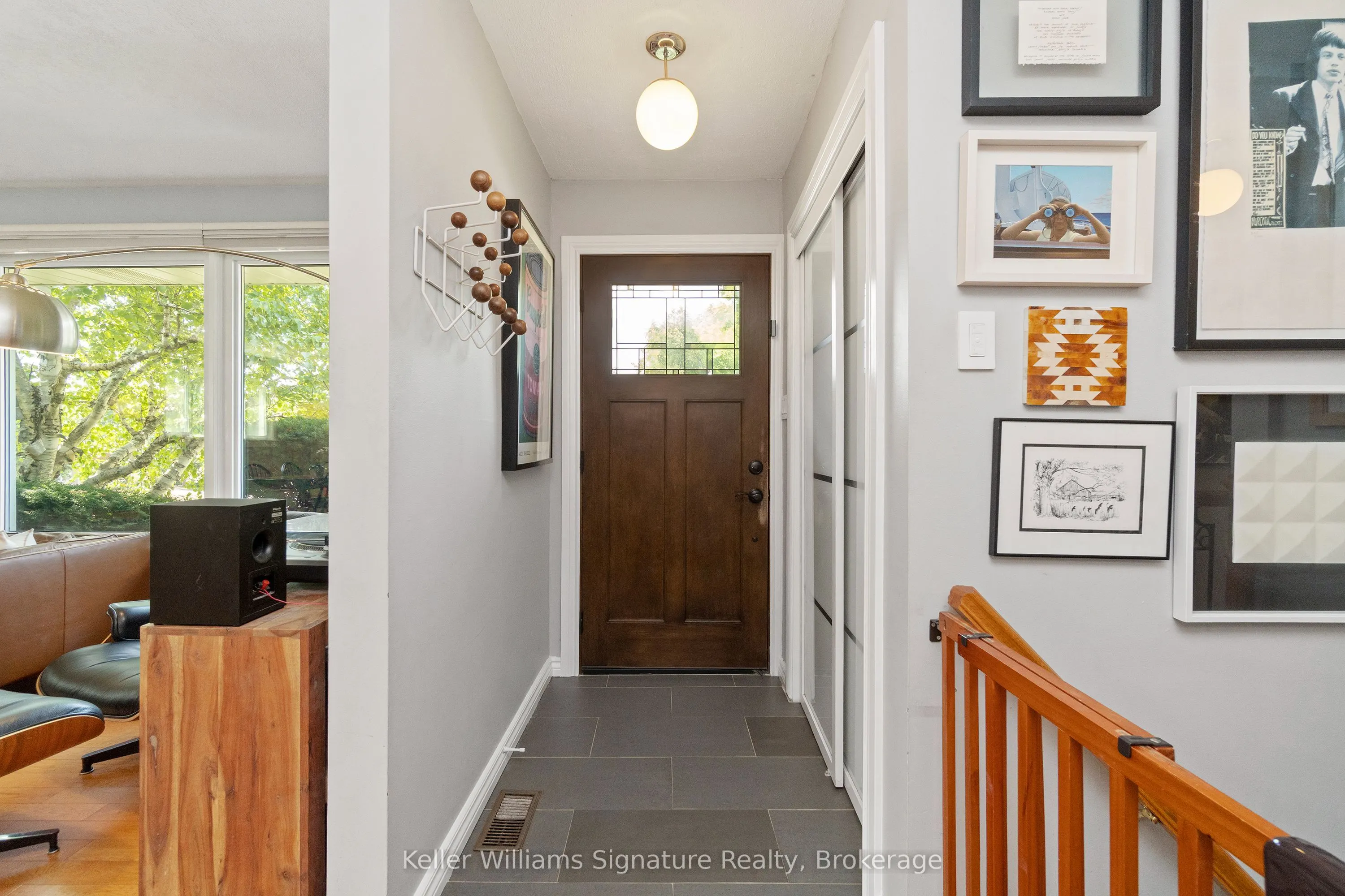 1225 Elgin Crescent