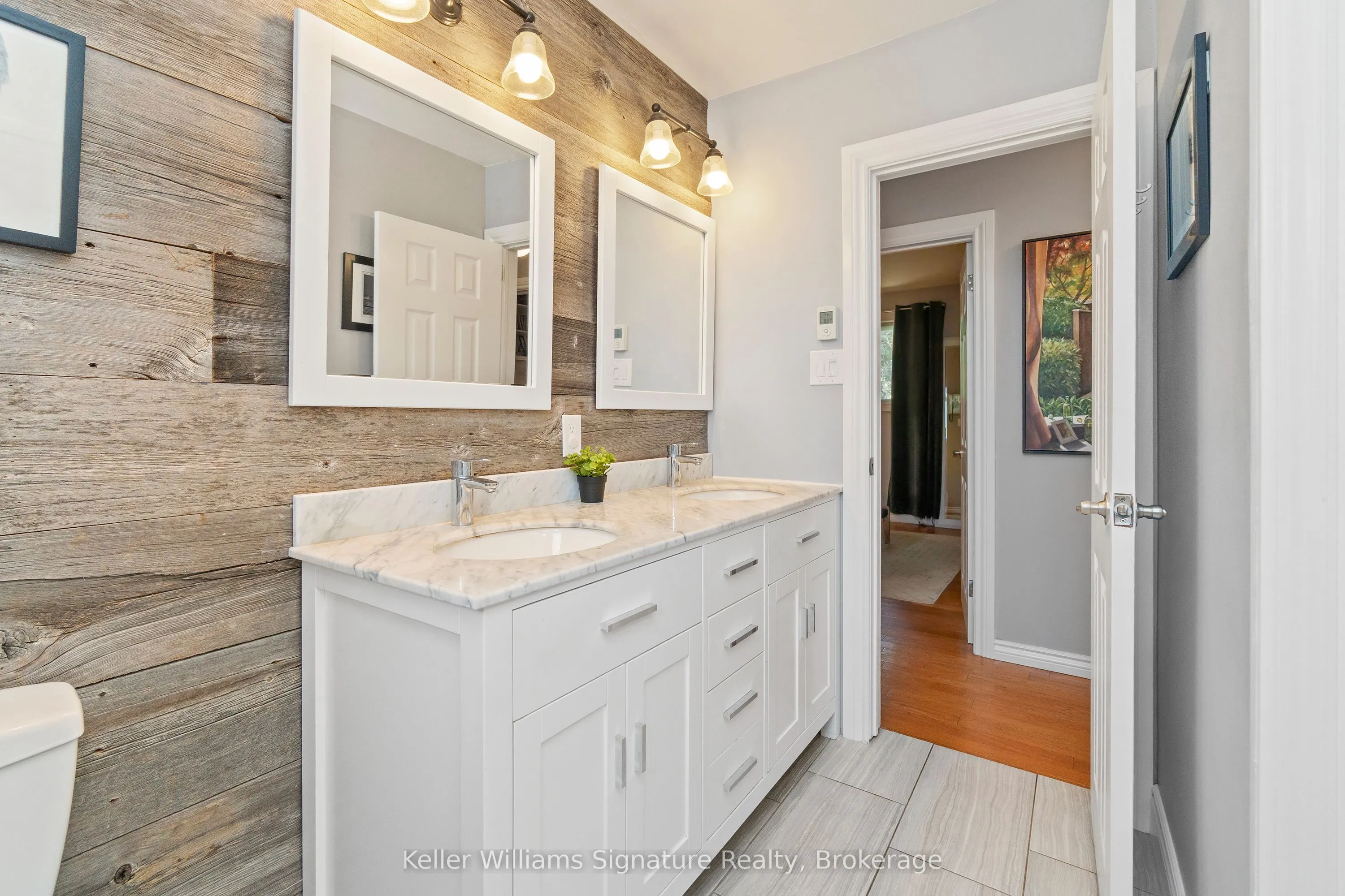 1225 Elgin Crescent