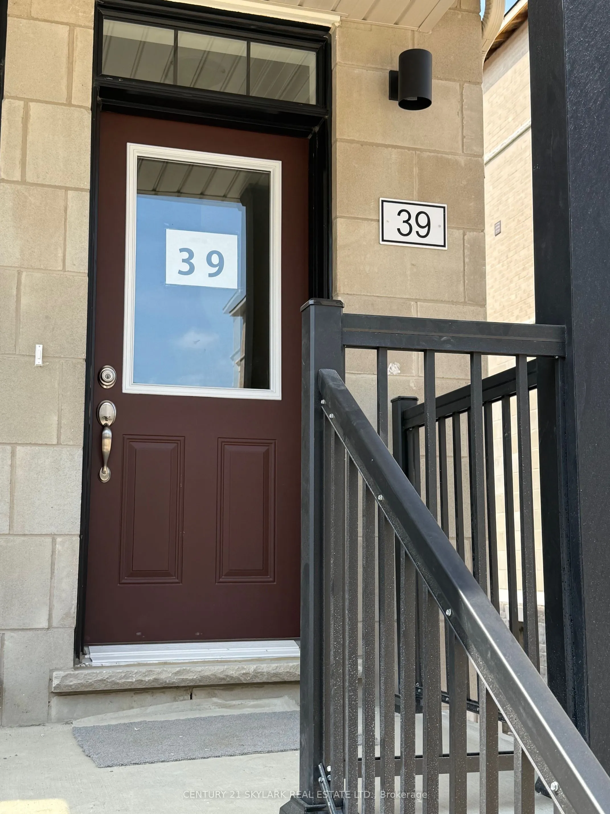 4370 Ebenezer Road N, #39