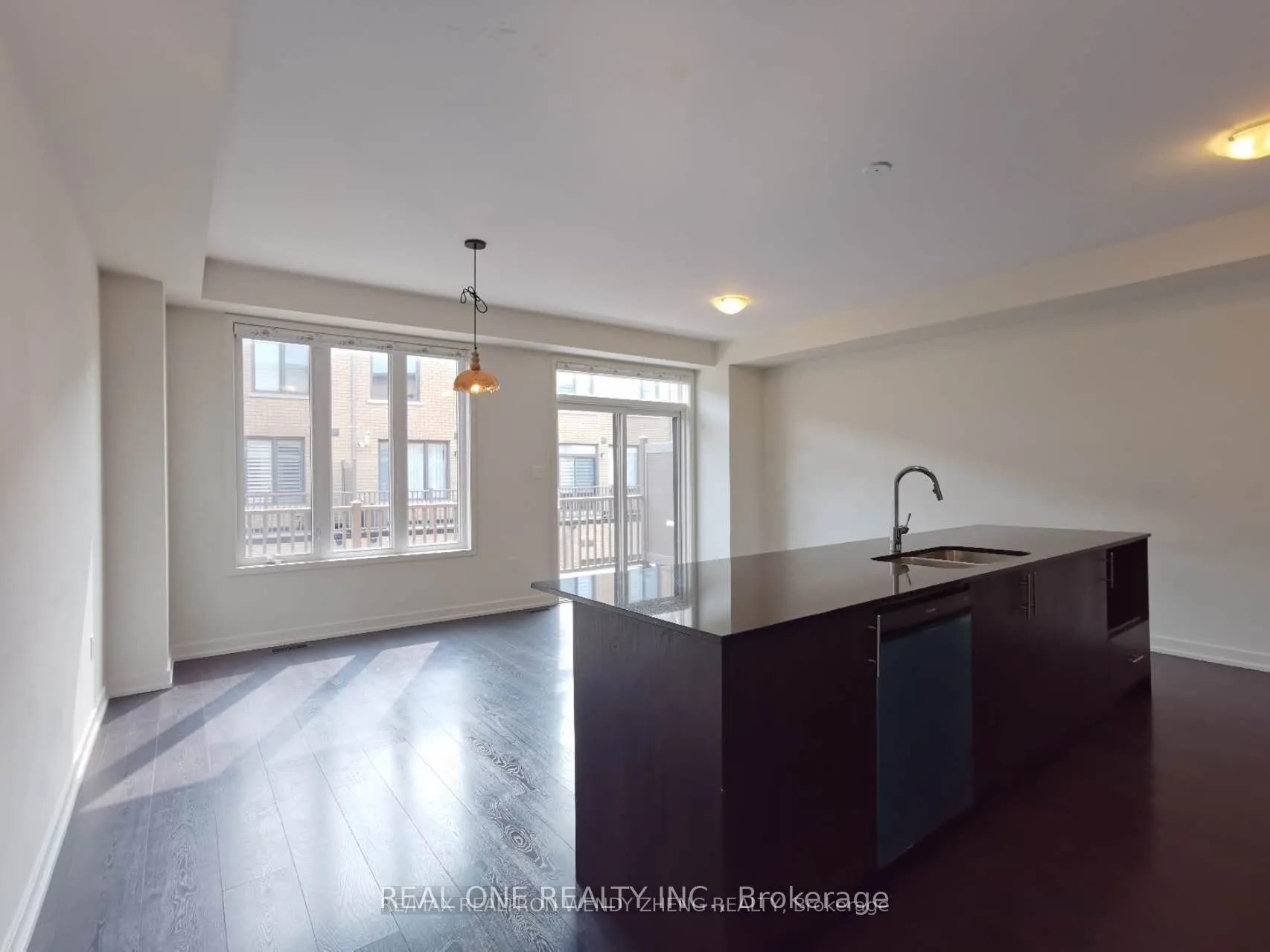 3154 Mintwood Circle