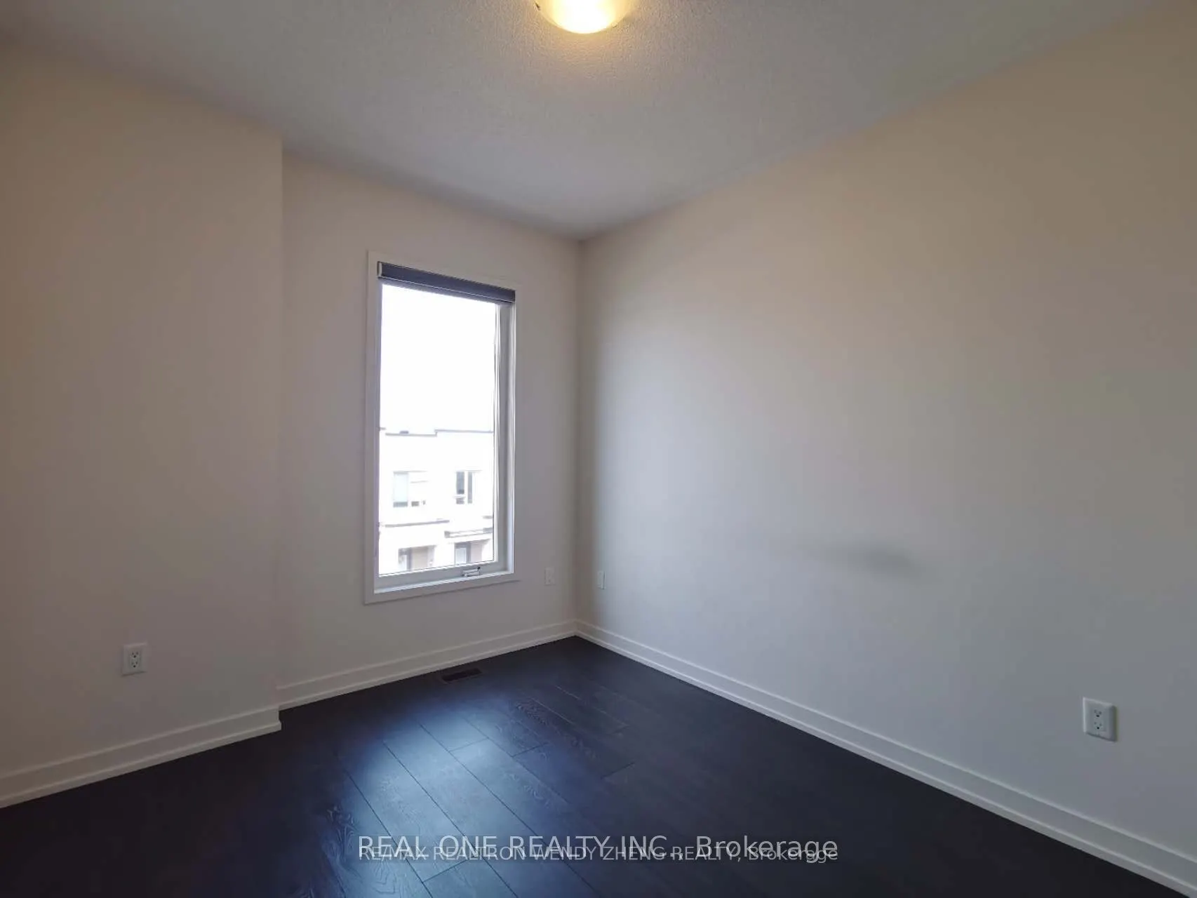 3154 Mintwood Circle