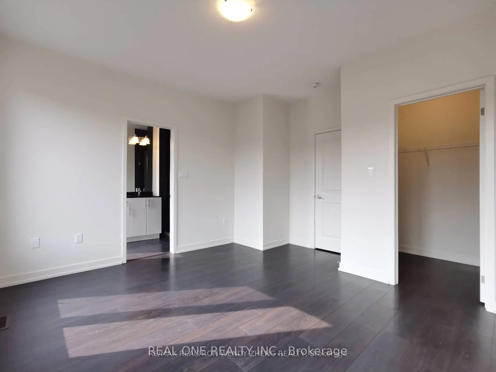 3154 Mintwood Circle