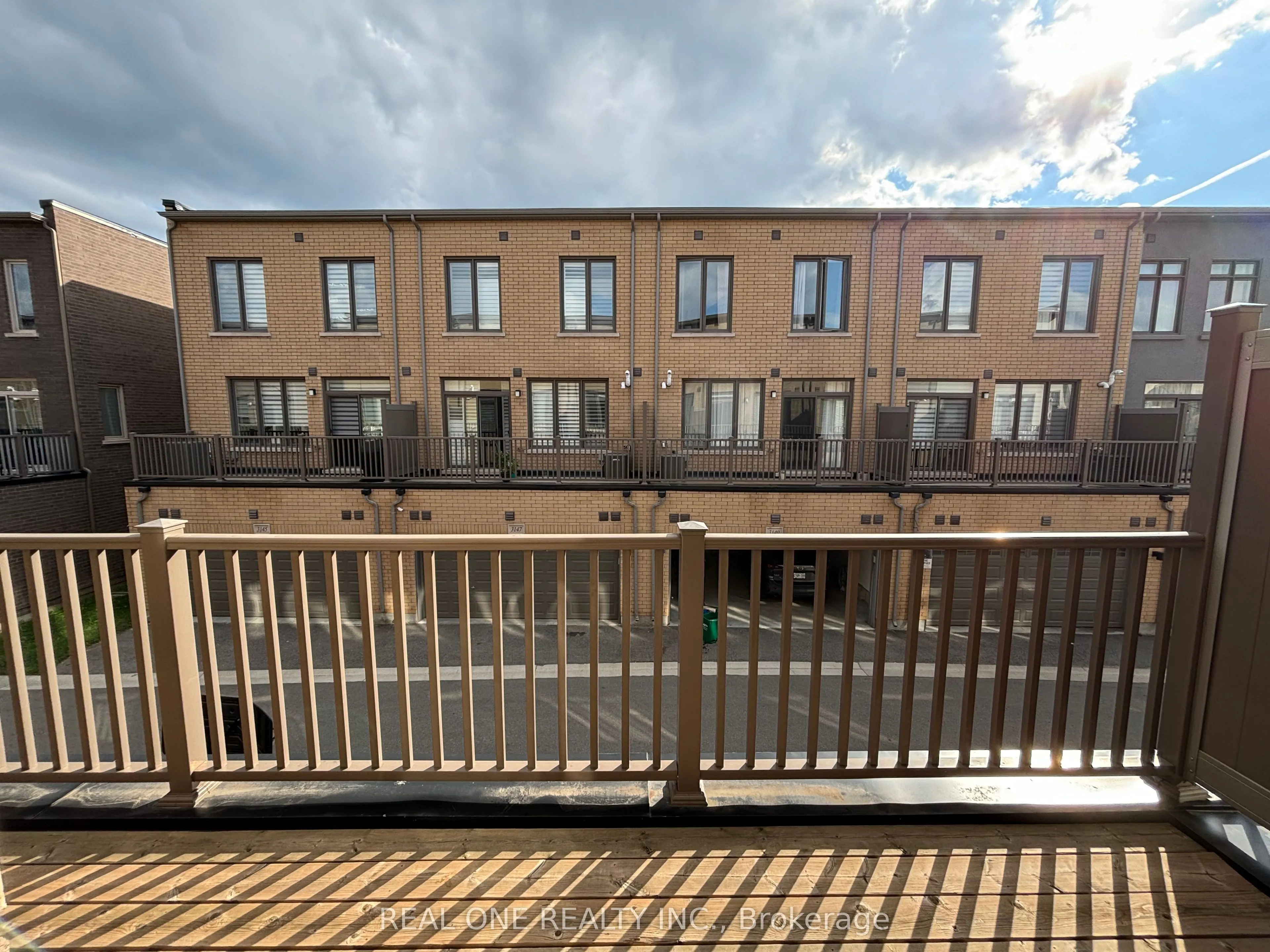 3154 Mintwood Circle