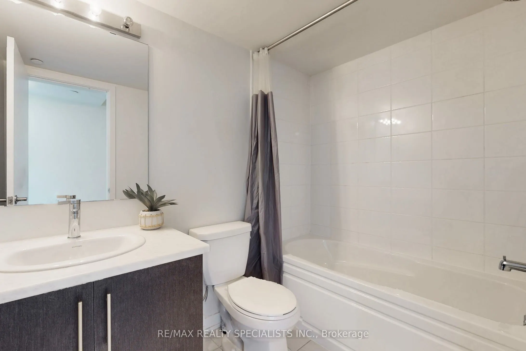 3409 Ridgeway Drive, #34