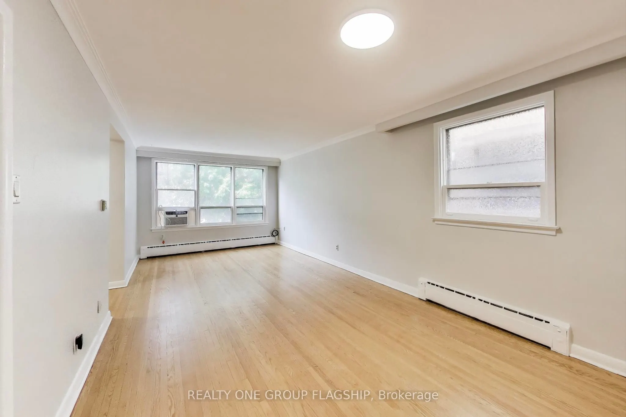 77 Keele Street, #Middle